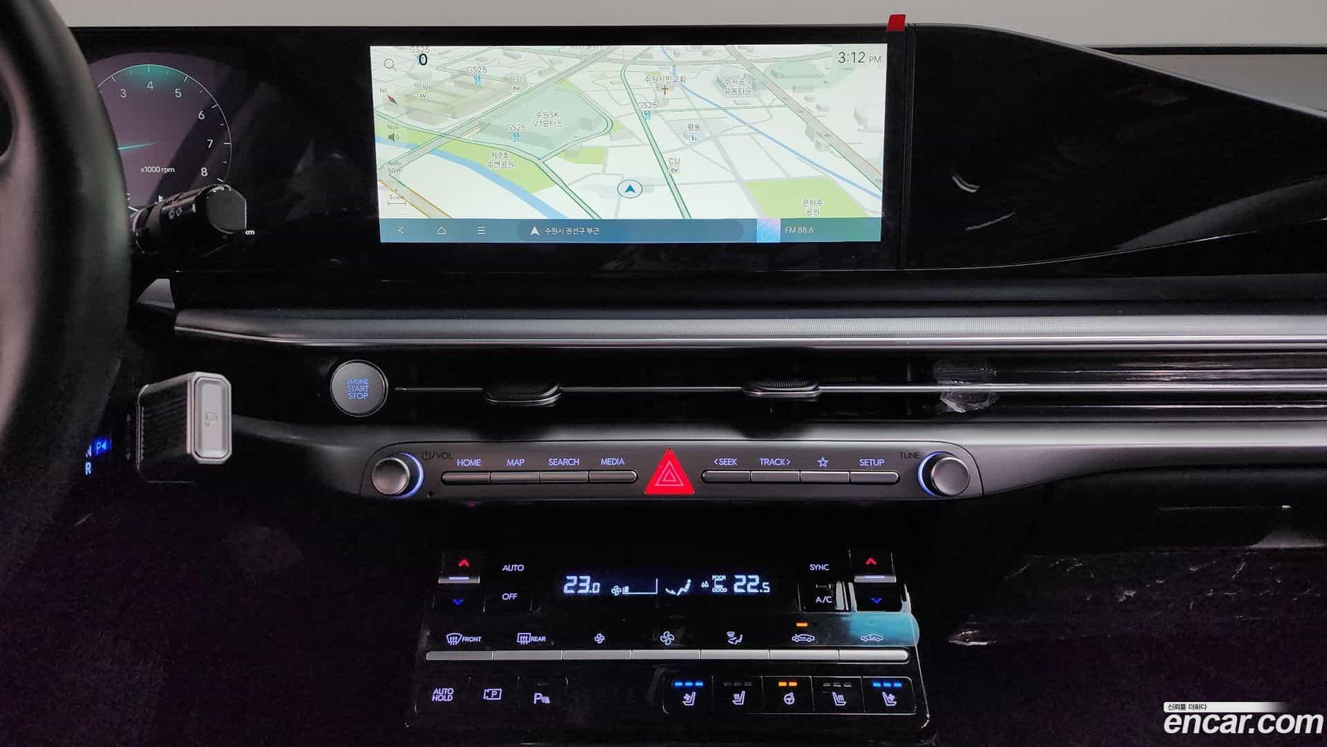 Grandeur Hyundai 2023.10-OPTION-019