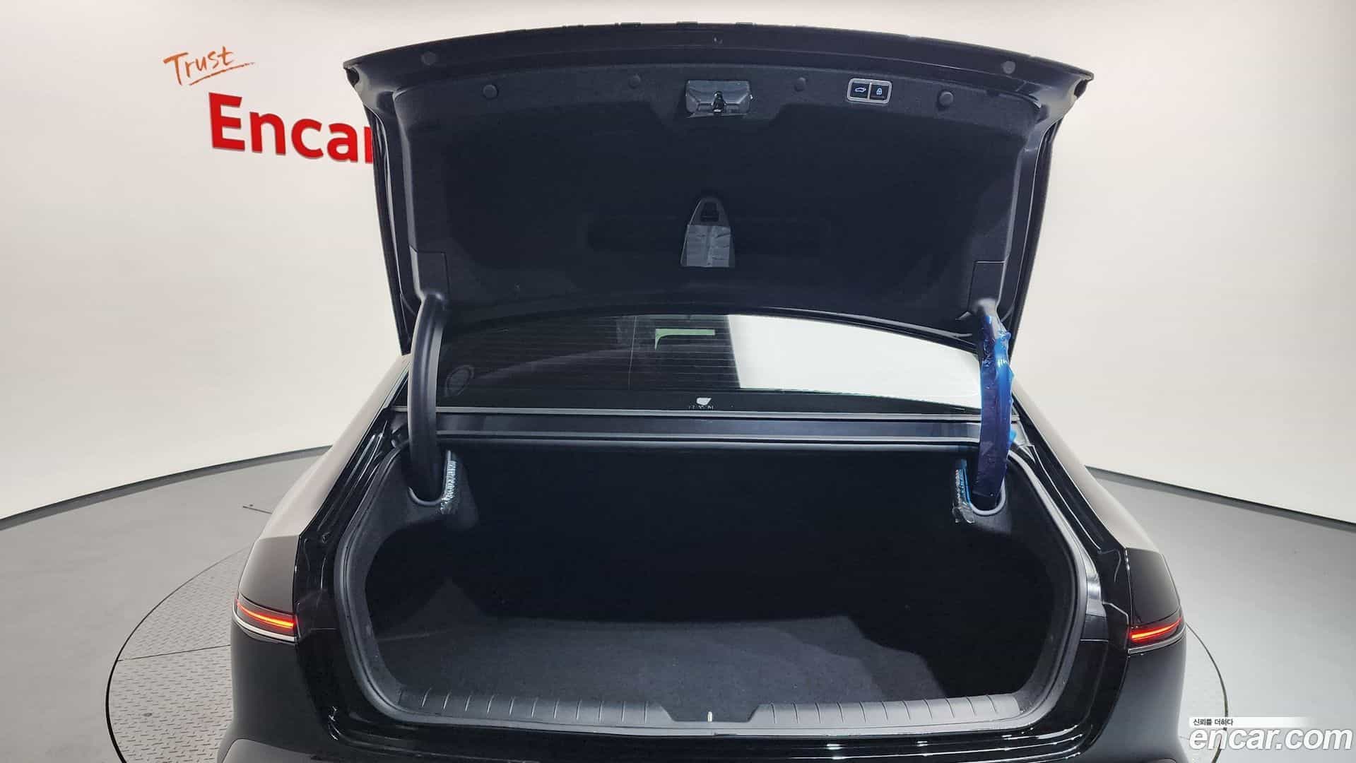 Grandeur Hyundai 2023.10-OPTION-024