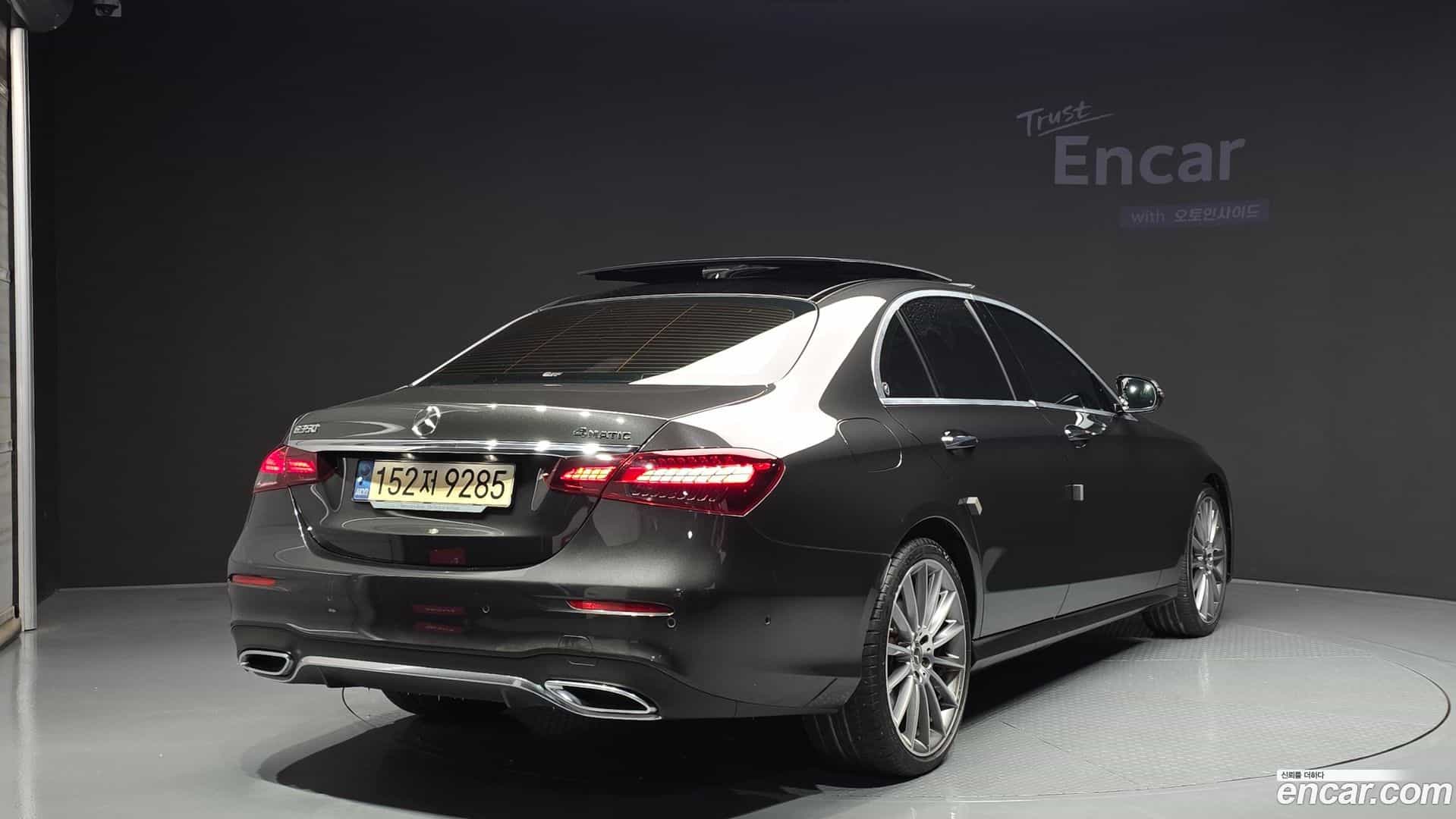 E-Class Mercedes-Benz 2022.5-OUTER-002