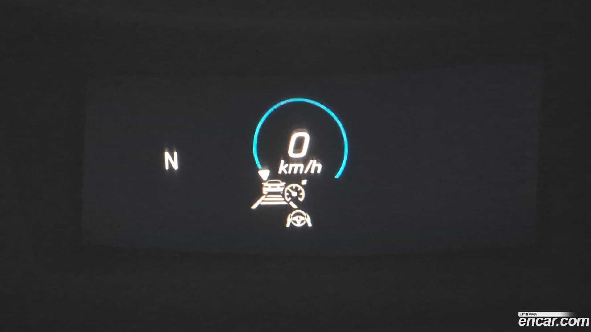 E-Class Mercedes-Benz 2022.5-OPTION-017