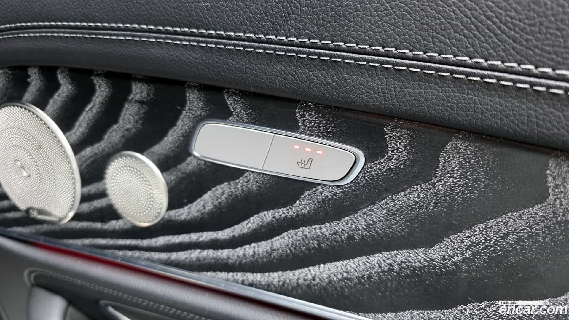 E-Class Mercedes-Benz 2022.5-OPTION-022