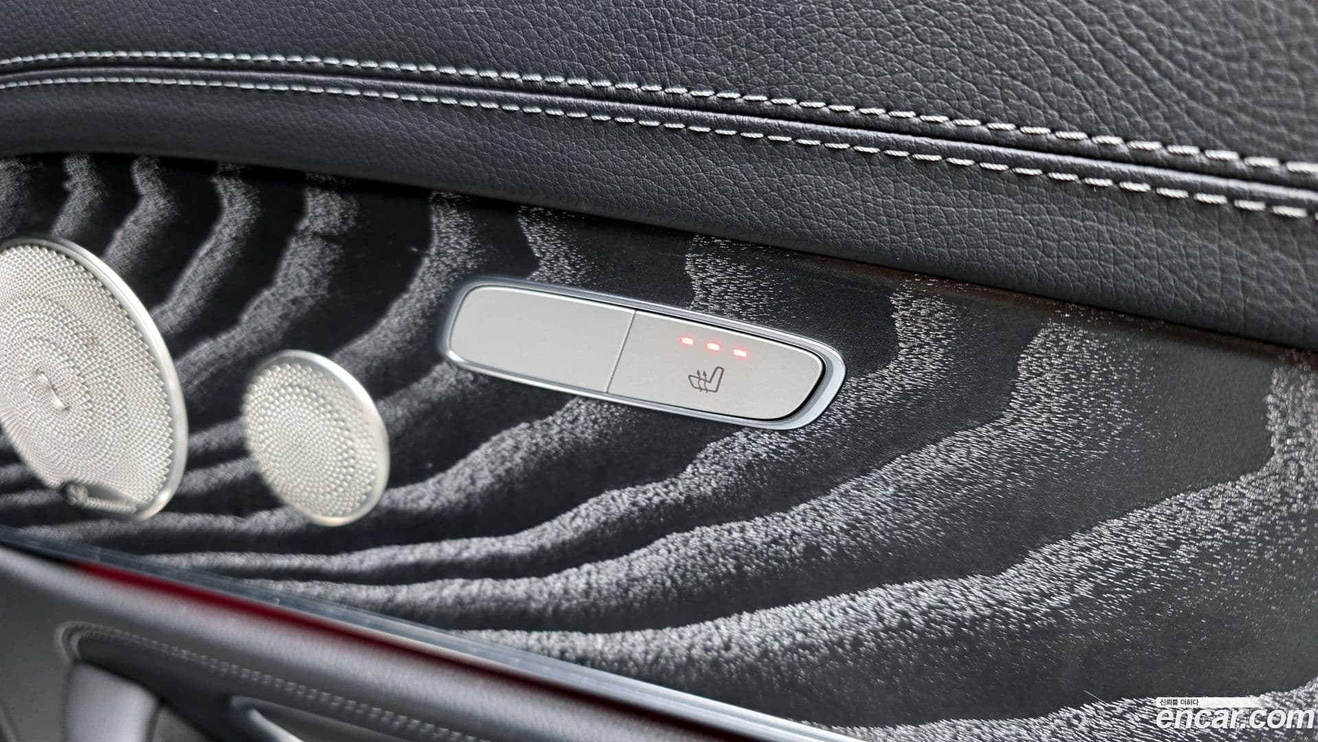 Main__Slider__Photo:E-Class Mercedes-Benz 2022.5-17