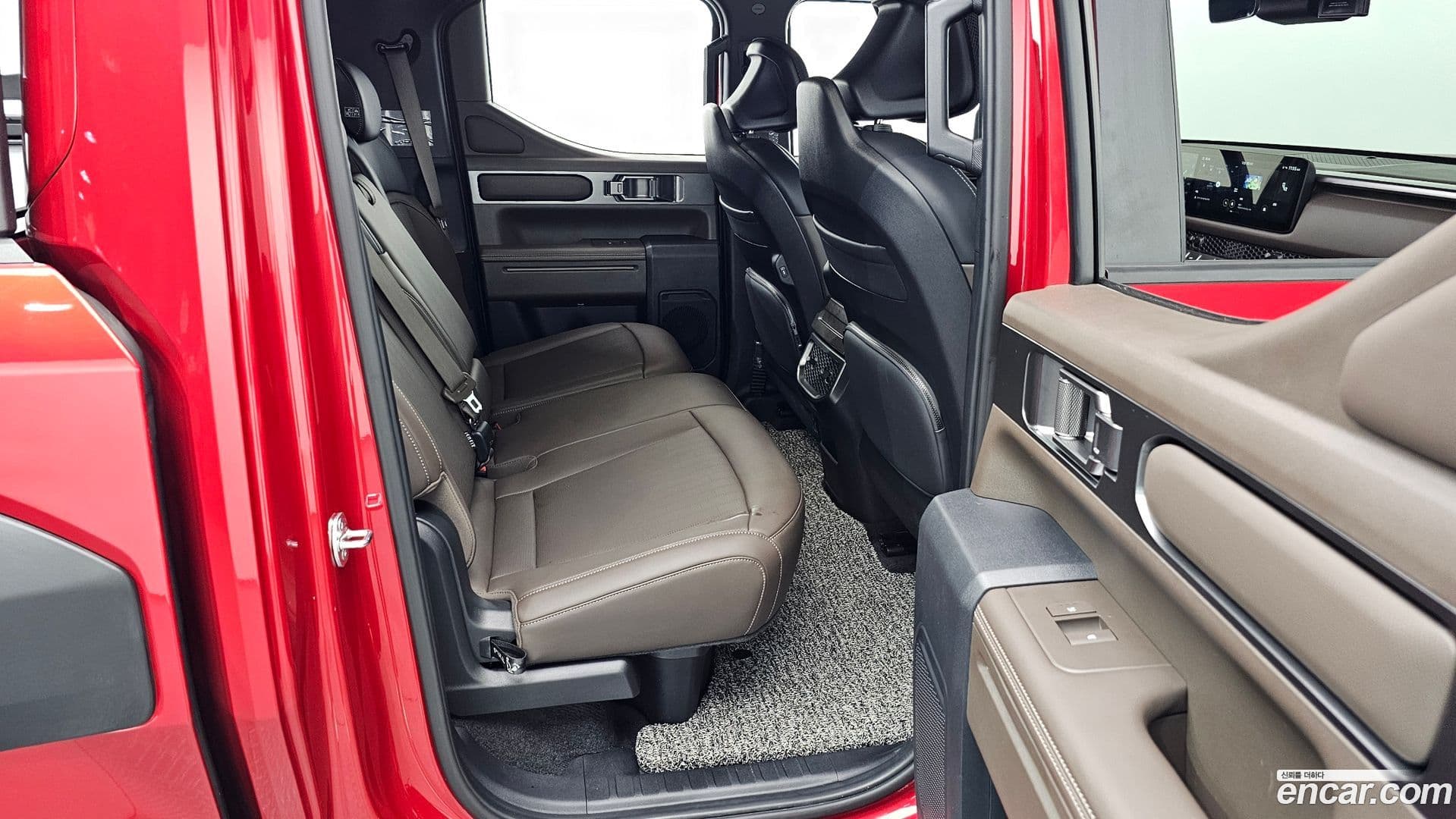 Main__Slider__Photo:Tasman Kia 2025.4-10