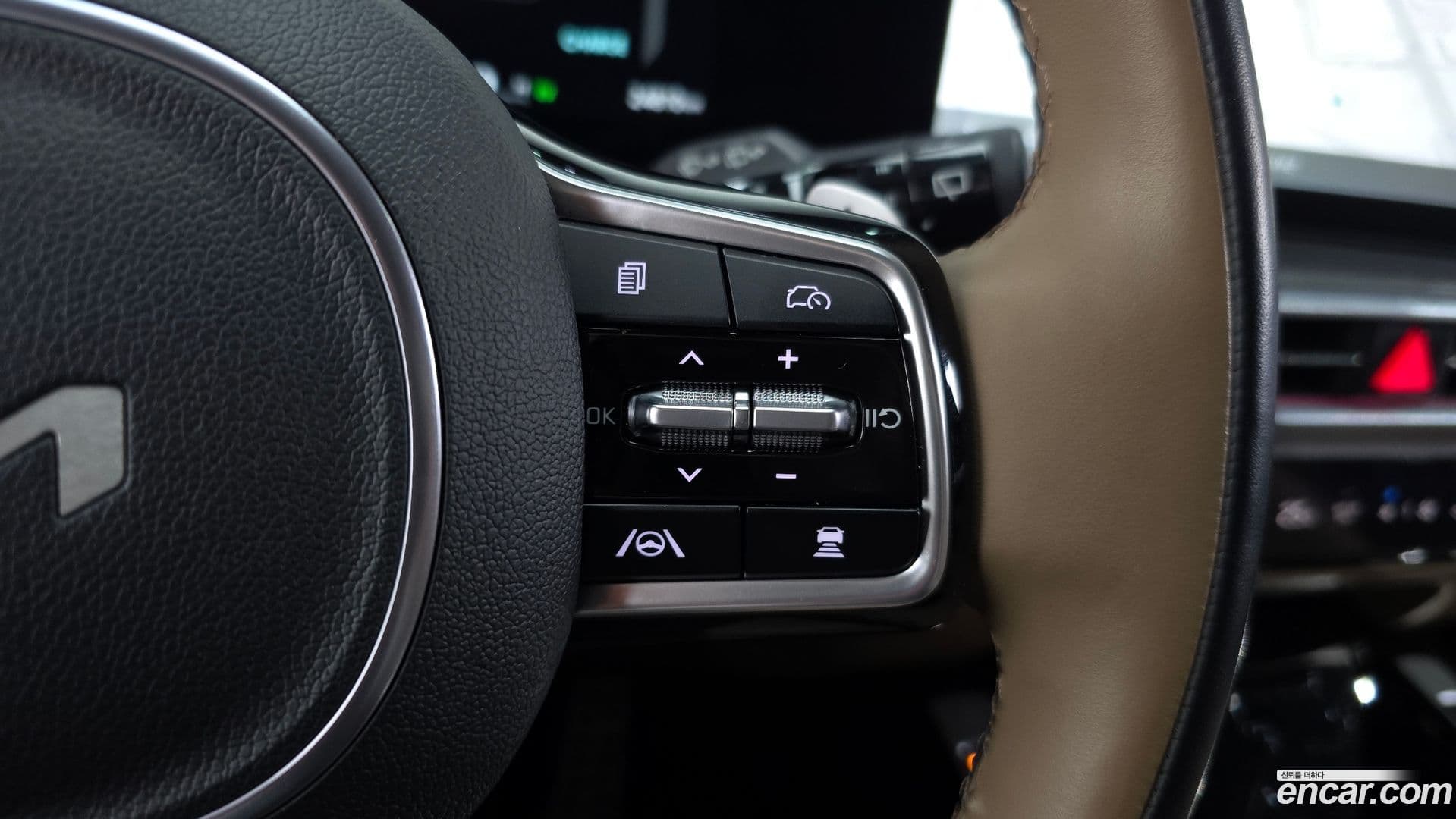 Main__Slider__Photo:Sorento Kia 2023.10-17