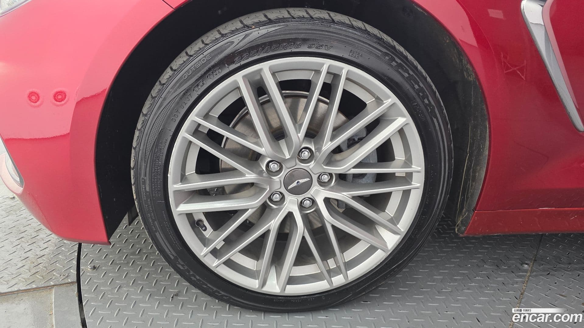 Main__Slider__Photo:G70 Genesis 2019.7-4