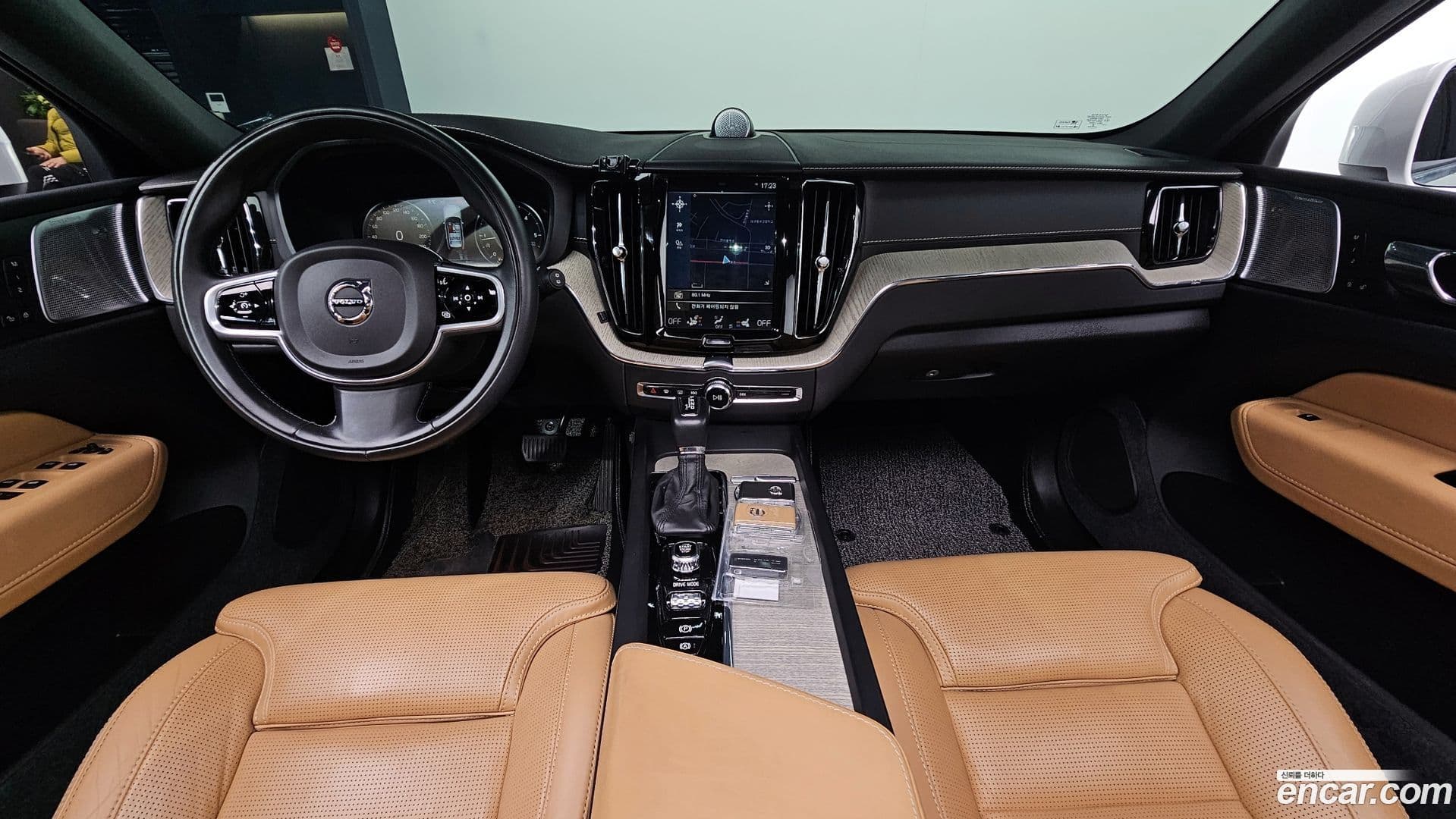 Main__Slider__Photo:XC60 Volvo 2019.9-6