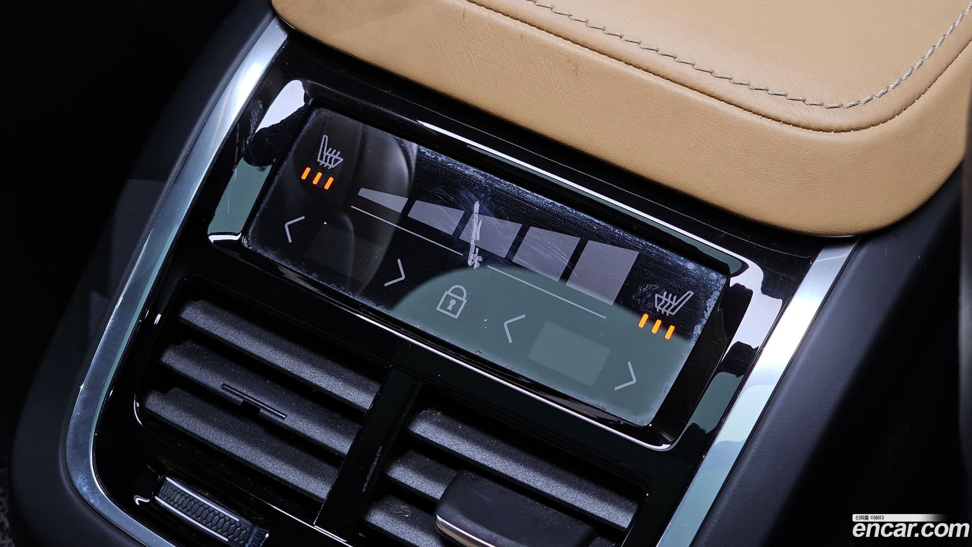 Main__Slider__Photo:XC60 Volvo 2019.9-16