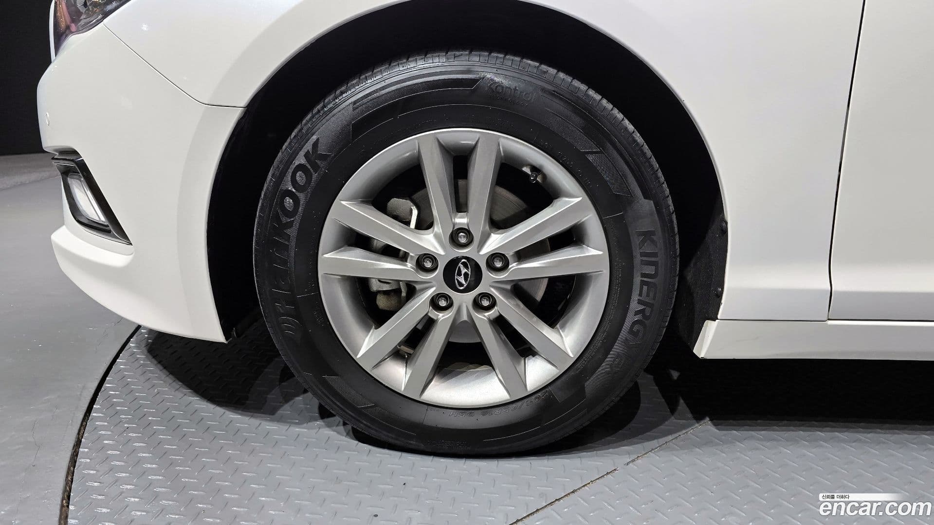 Main__Slider__Photo:Sonata Hyundai 2014.9-4