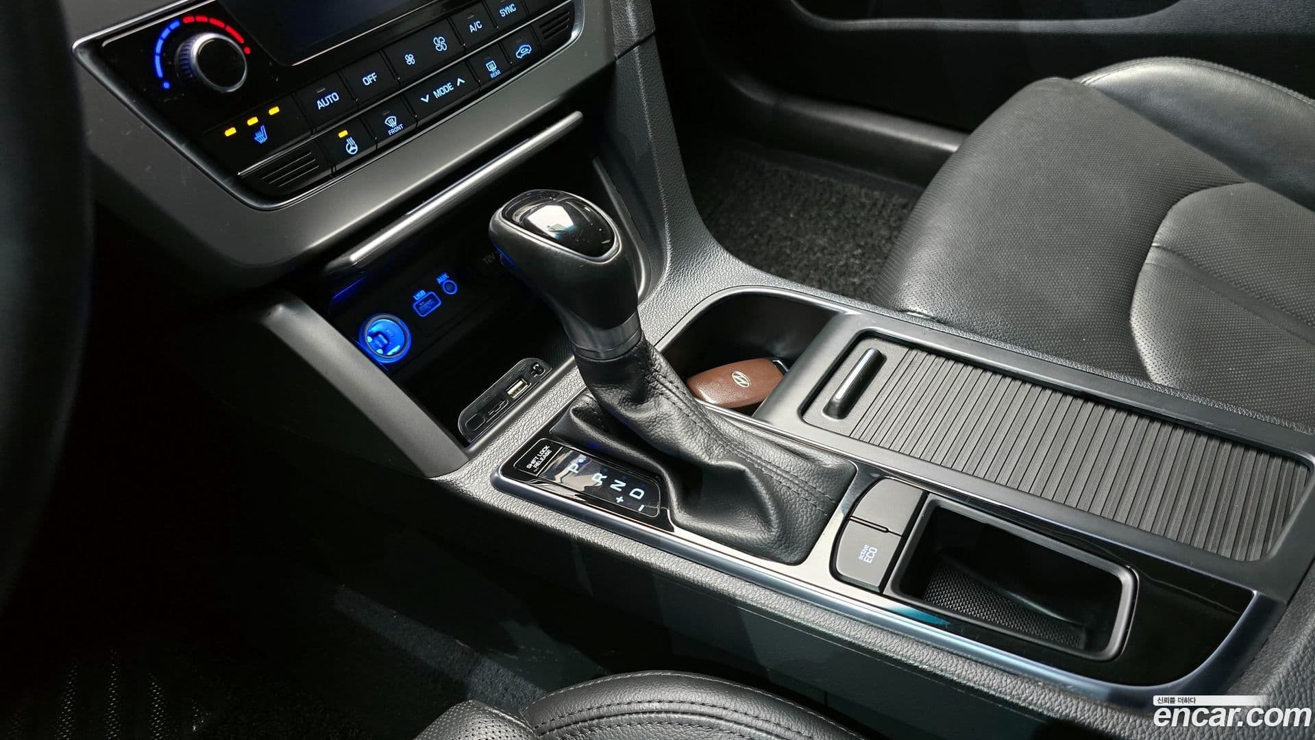 Main__Slider__Photo:Sonata Hyundai 2014.9-8