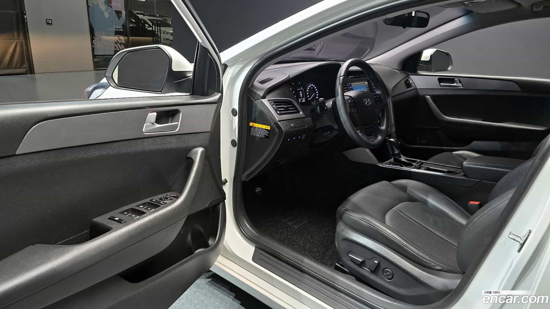 Sonata Hyundai 2014.9-OPTION-015