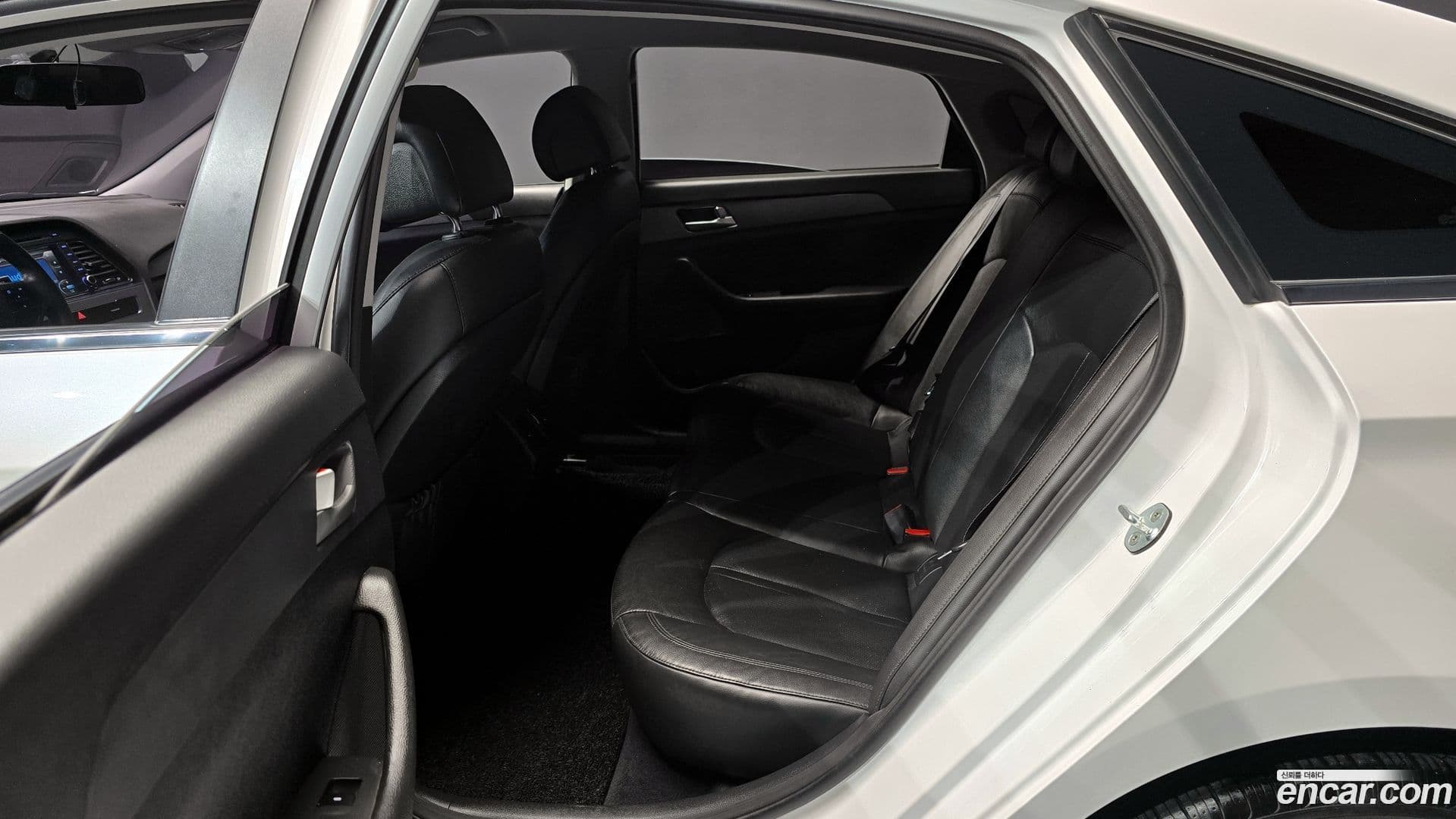 Main__Slider__Photo:Sonata Hyundai 2014.9-12