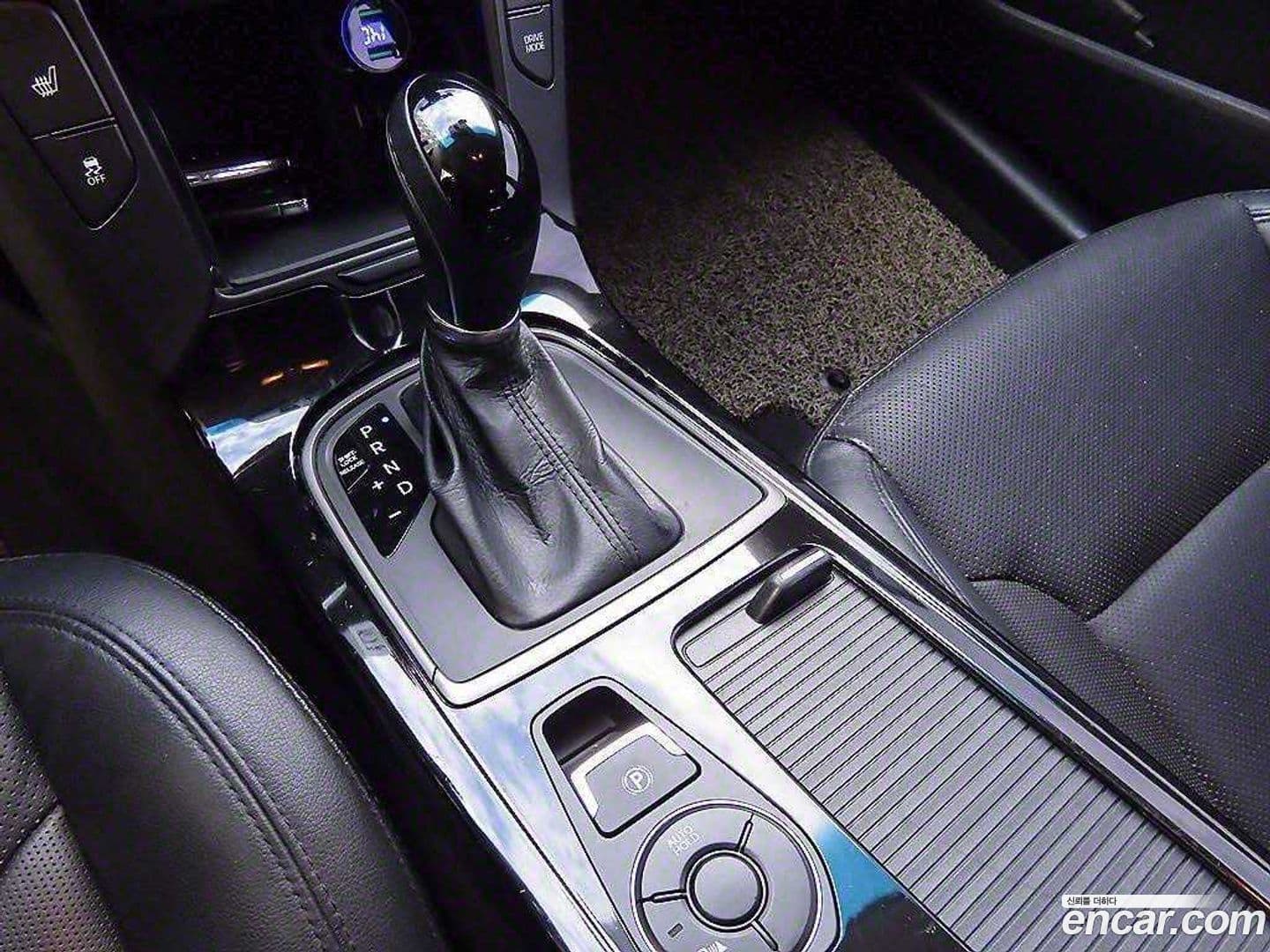 Main__Slider__Photo:i40 Hyundai 2016.3-9