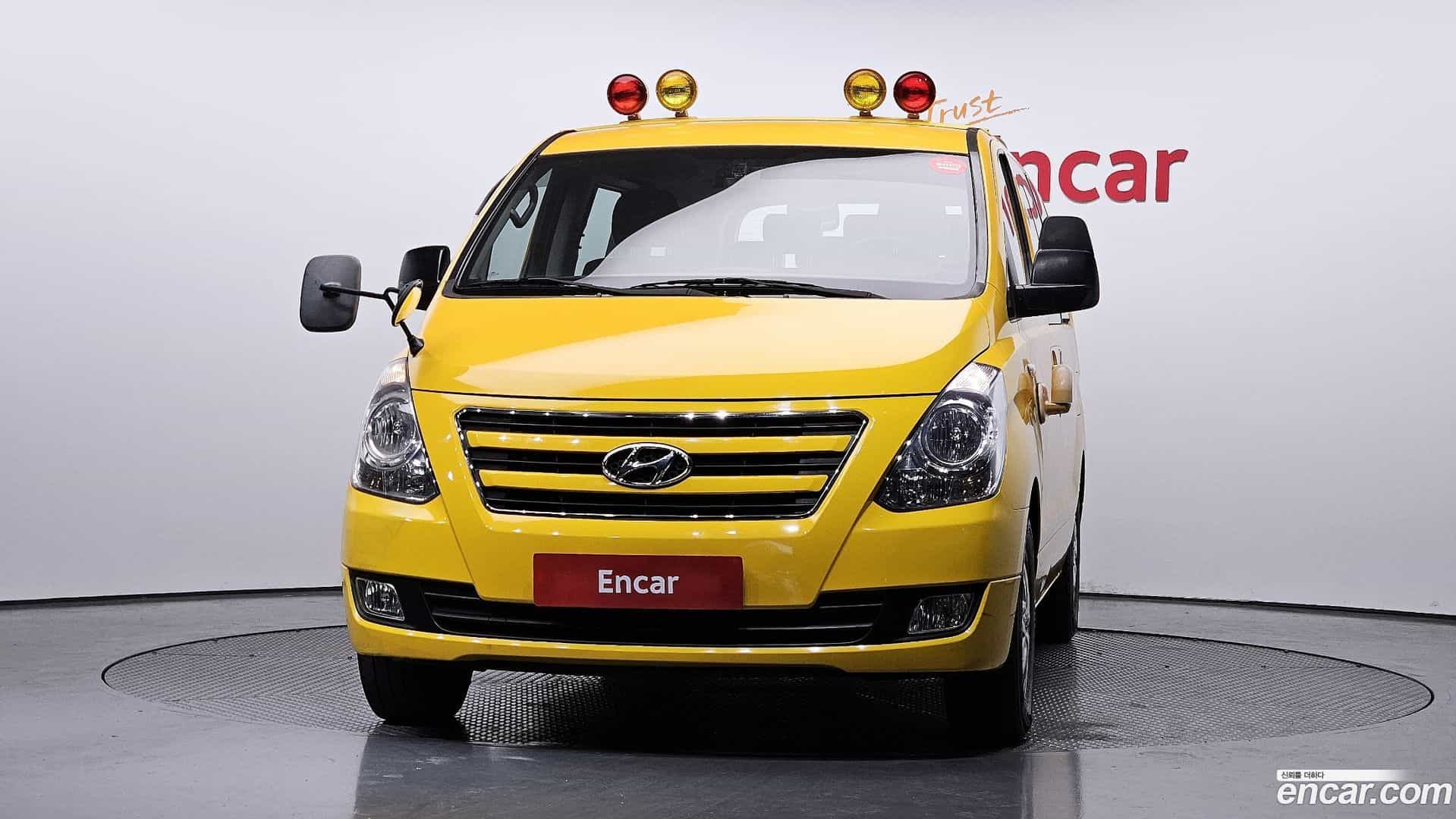 Starex Hyundai 2017.0-OUTER-003