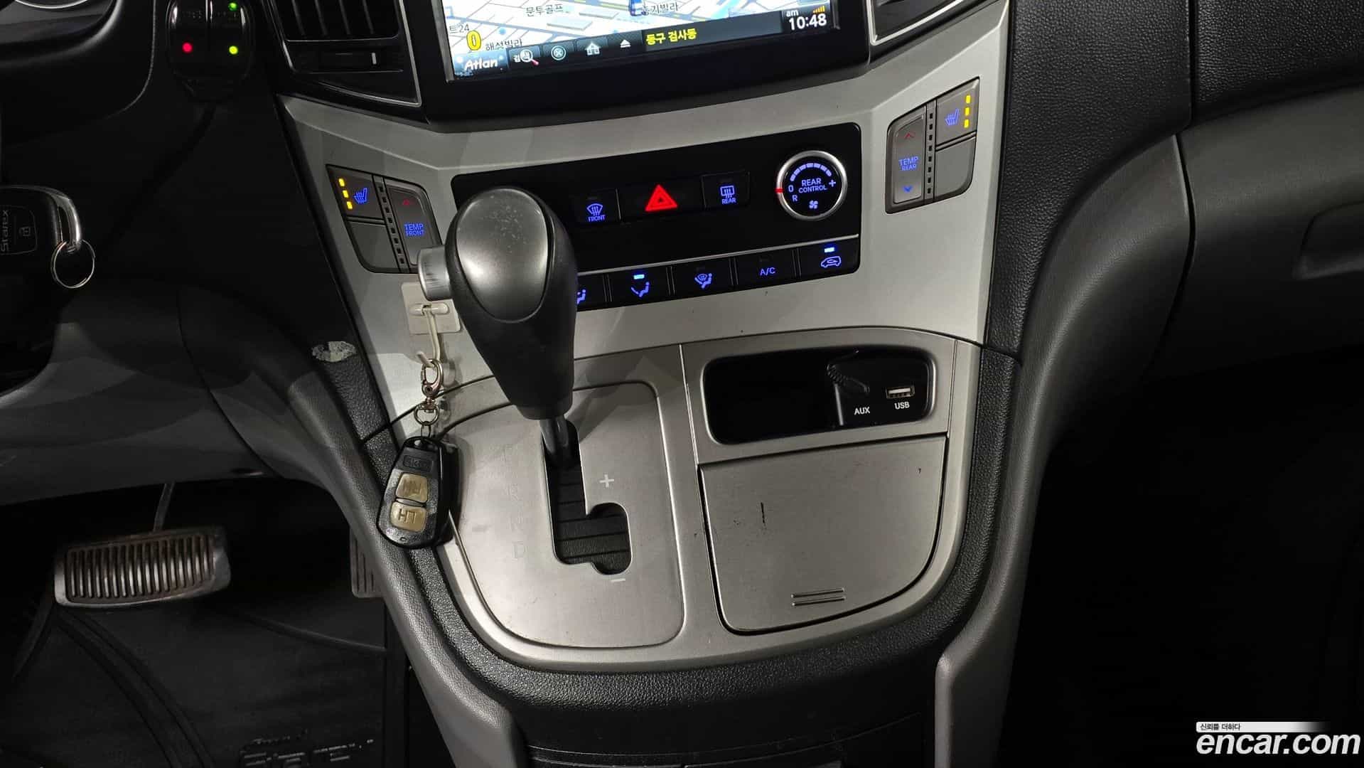 Starex Hyundai 2017.0-INNER-009