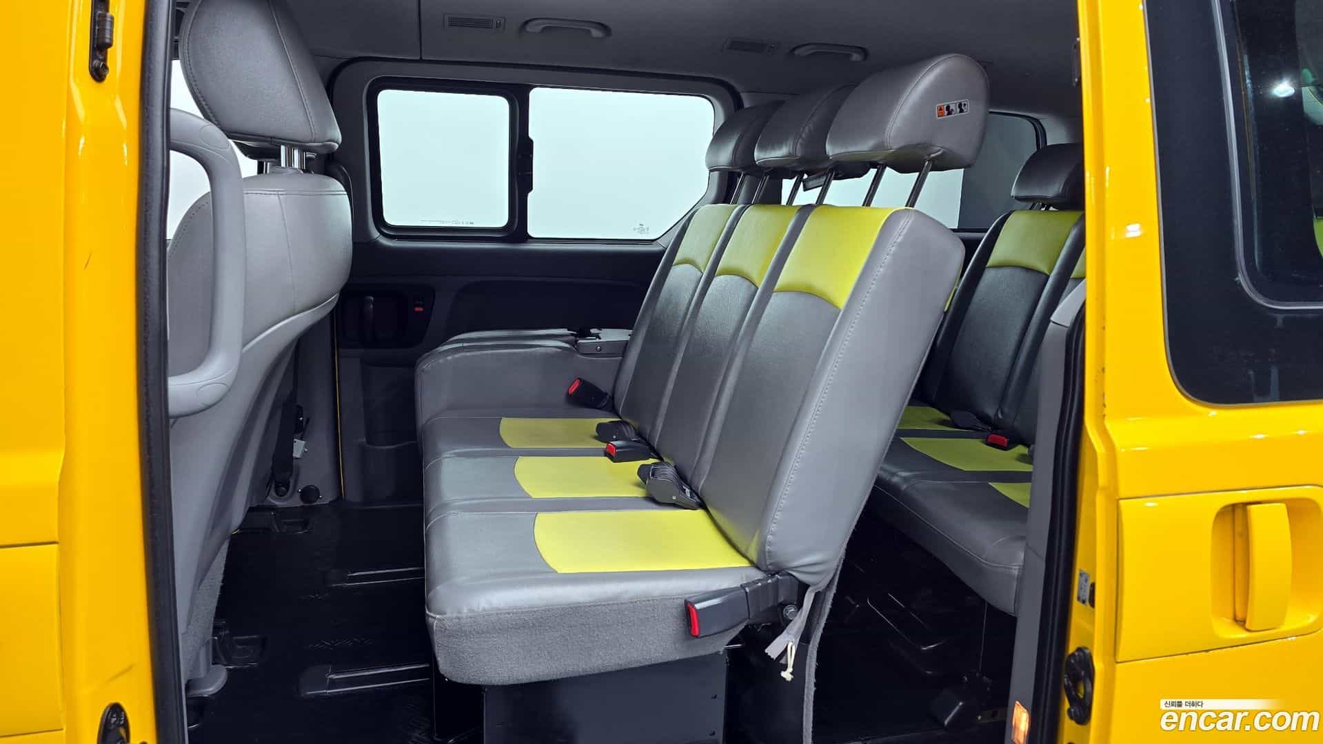 Starex Hyundai 2017.0-OPTION-016