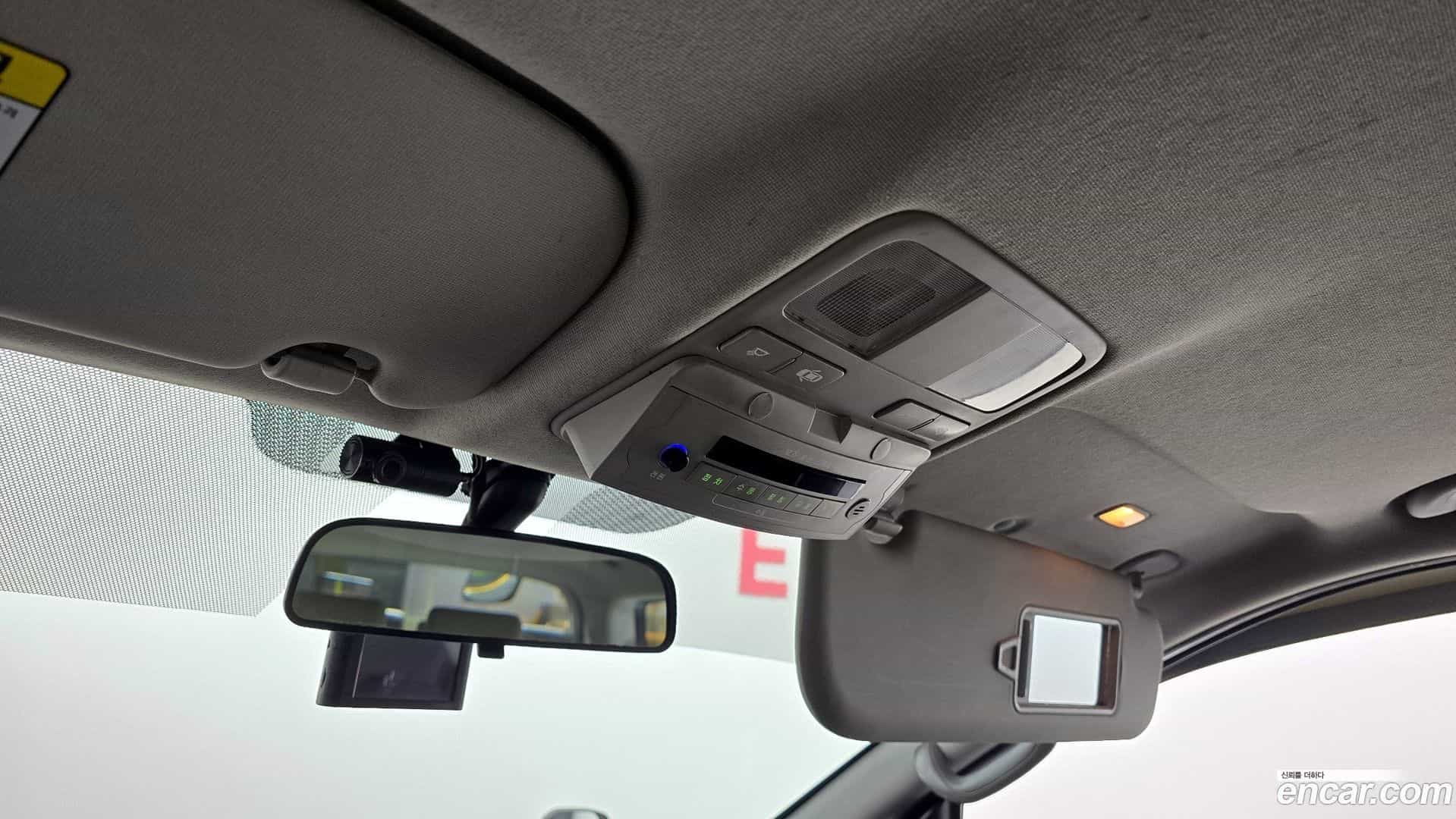 Starex Hyundai 2017.0-OPTION-022