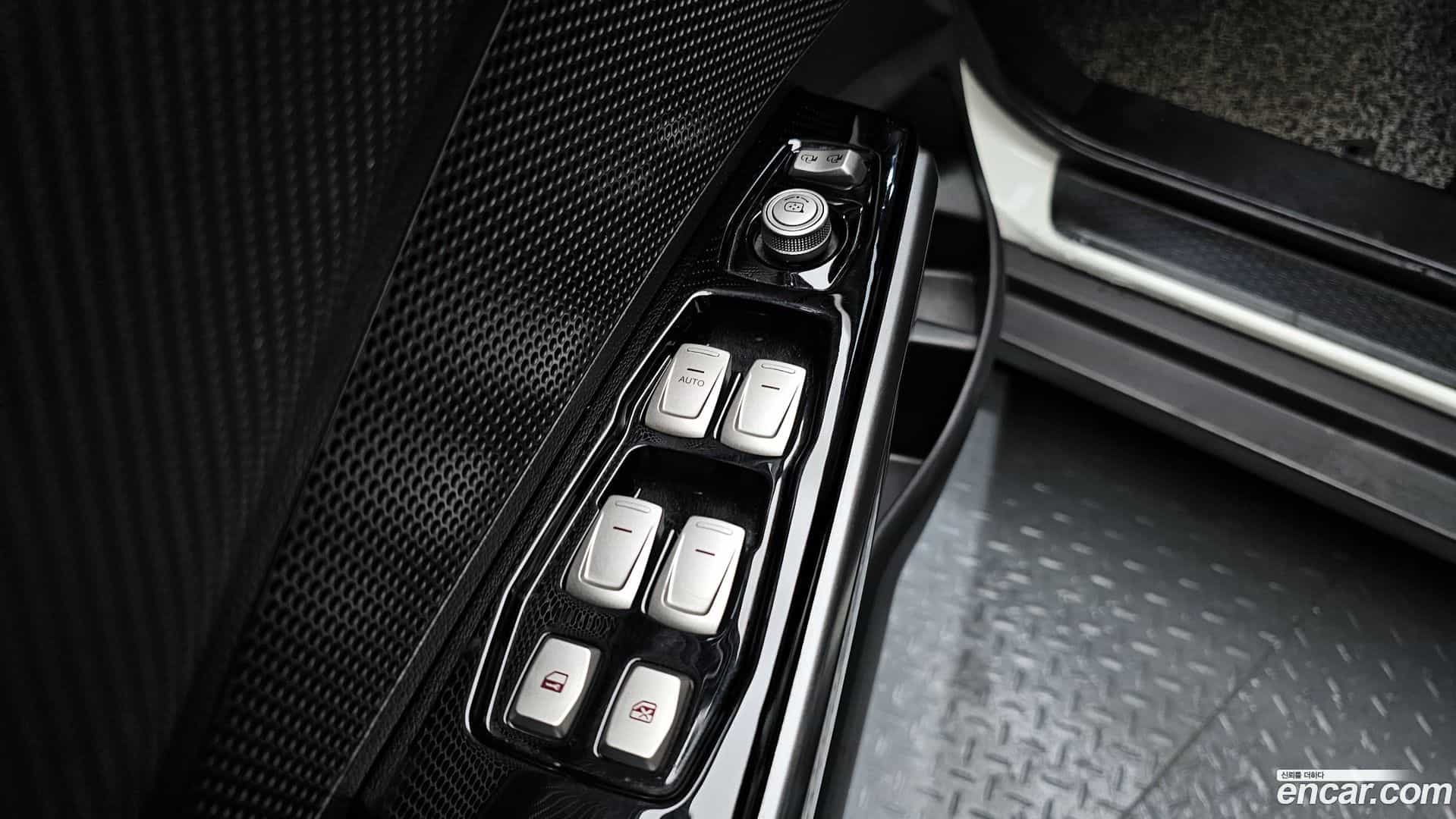 TIBOLI KG Mobility 2017.1-OPTION-018