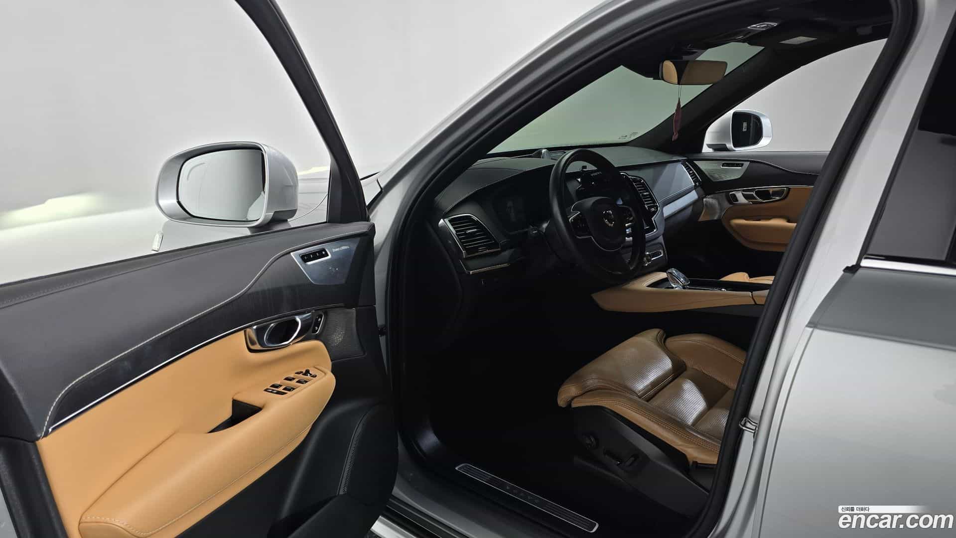 XC90 Volvo 2021.10-INNER-010