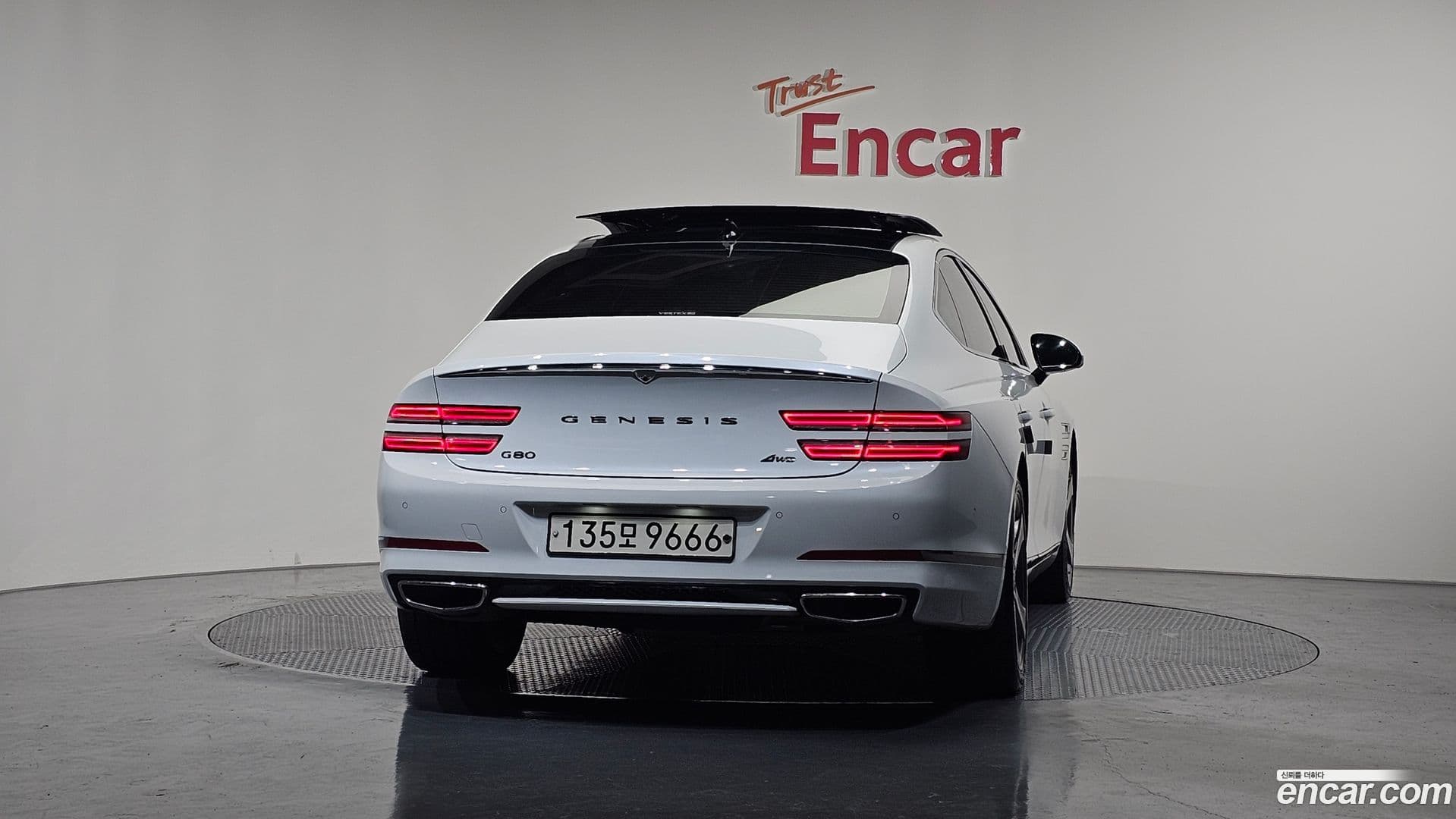 Main__Slider__Photo:G80 Genesis 2020.4-3