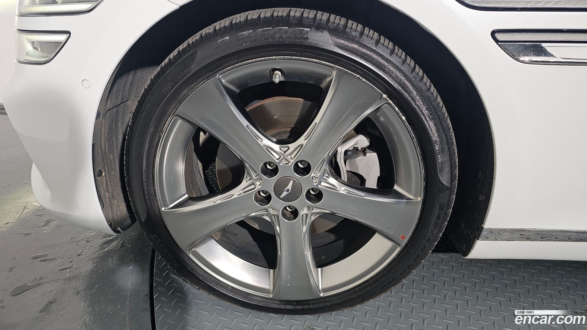 Main__Slider__Photo:G80 Genesis 2020.4-4