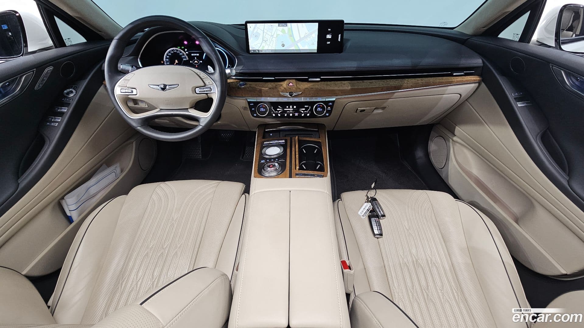 Main__Slider__Photo:G80 Genesis 2020.4-6