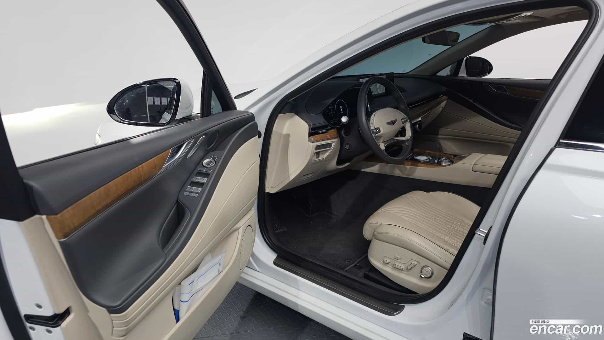 G80 Genesis 2020.4-INNER-010