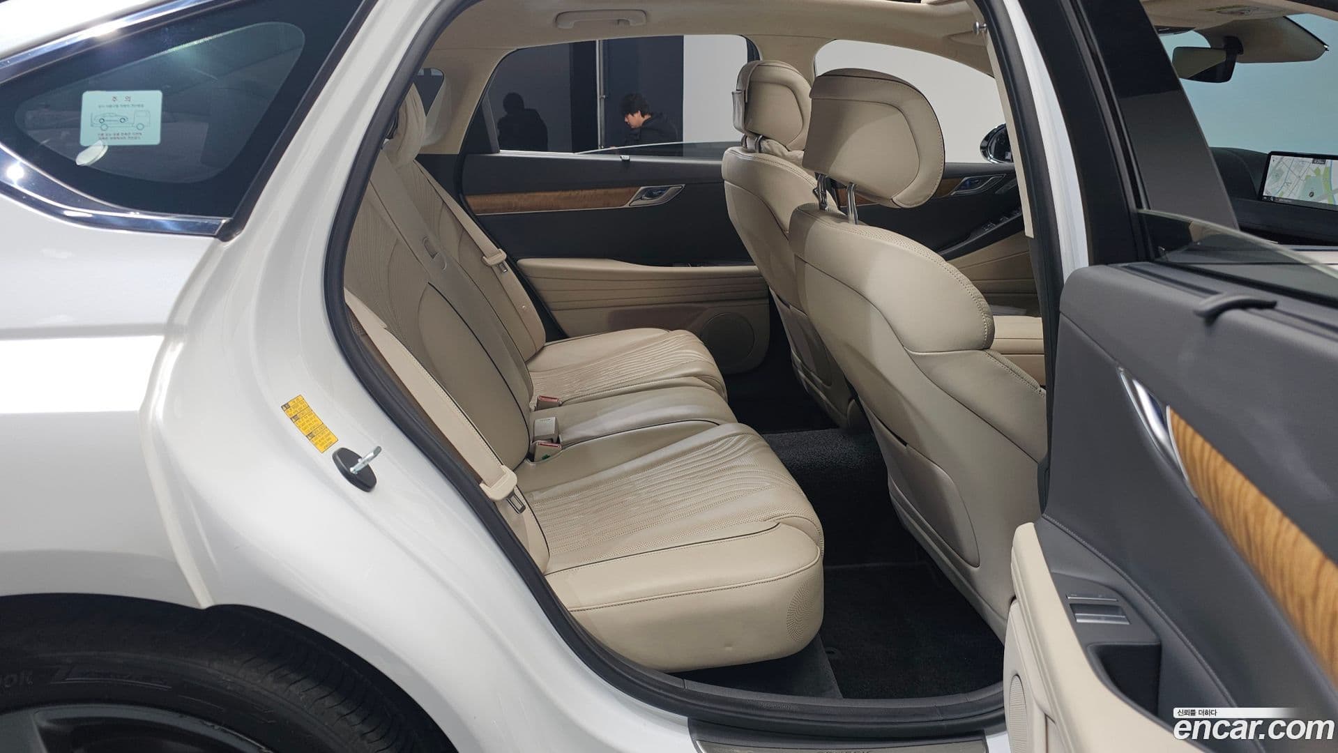 Main__Slider__Photo:G80 Genesis 2020.4-11