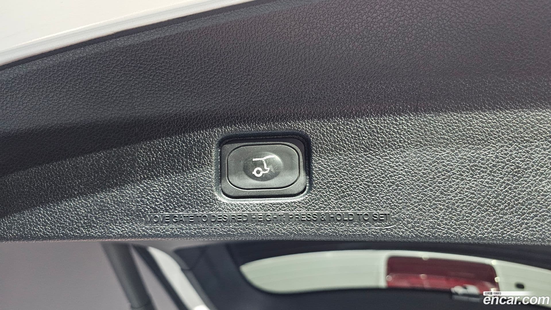 Main__Slider__Photo:Explorer Ford 2018.4-19