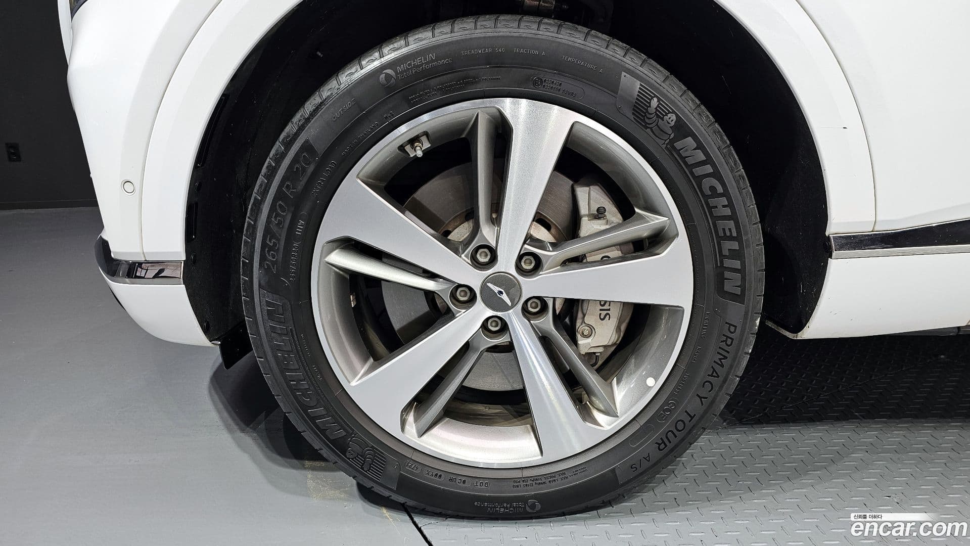 Main__Slider__Photo:GV80 Genesis 2022.1-4