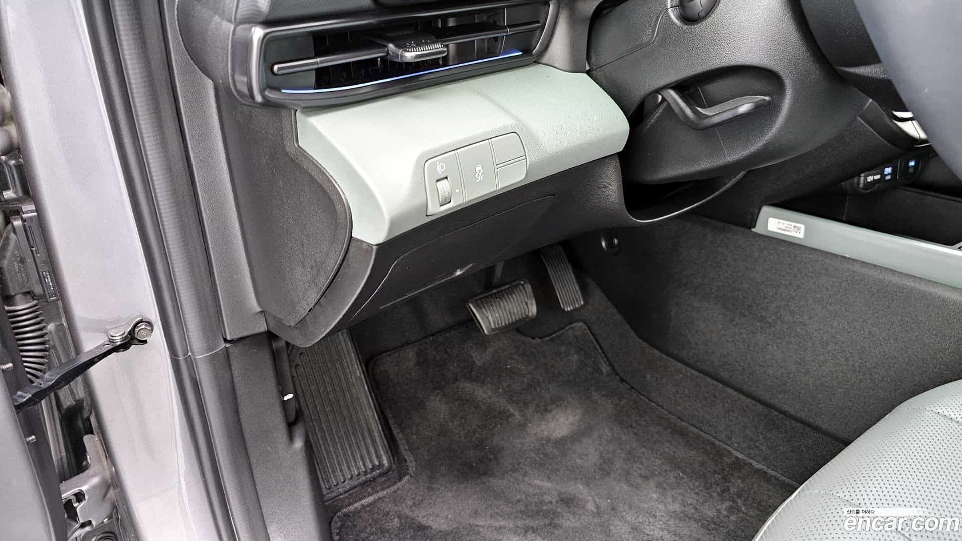 AVANTE Hyundai 2024.11-OPTION-020