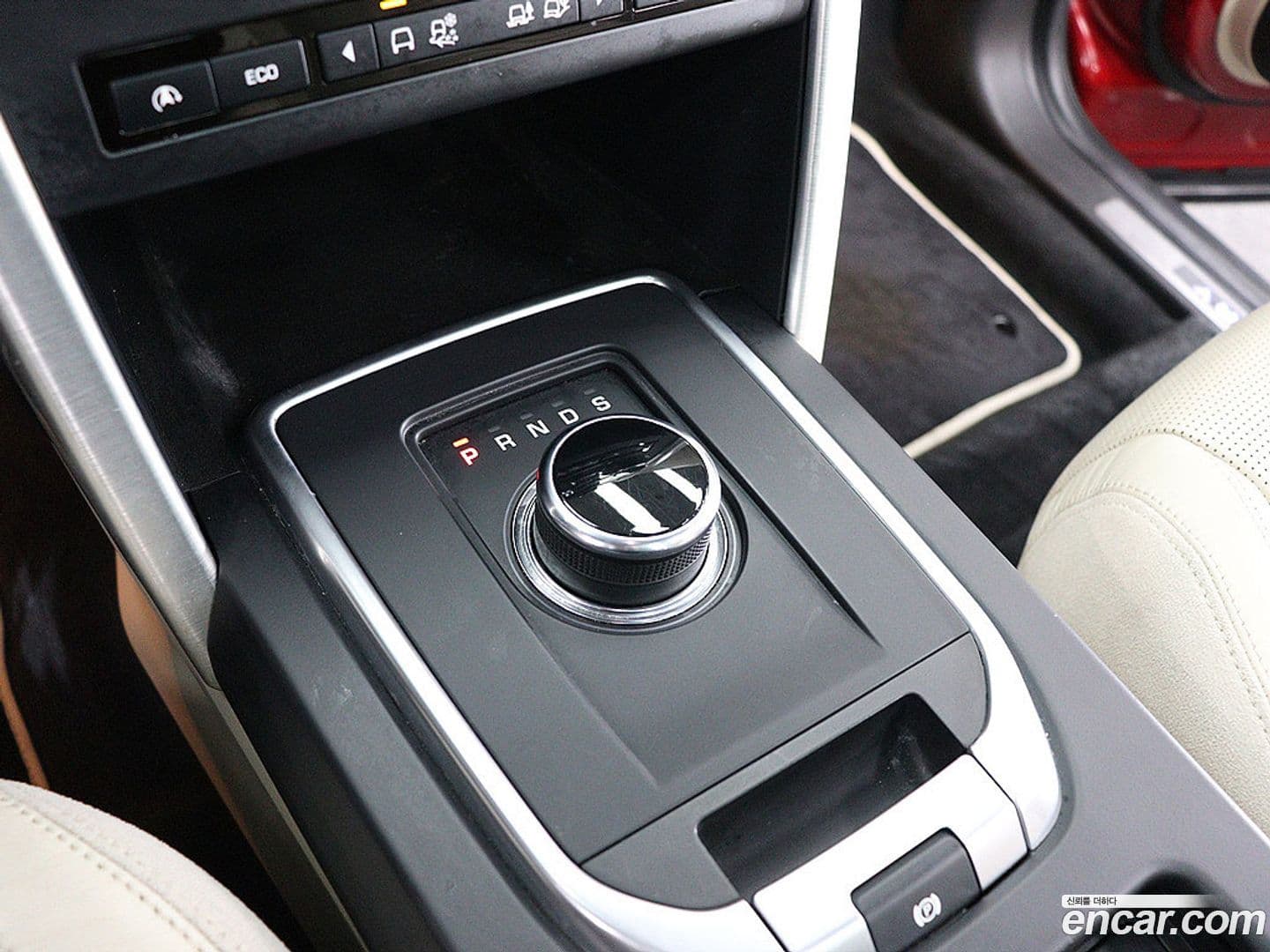 Main__Slider__Photo:Discovery Sport Land Rover 2017.10-7