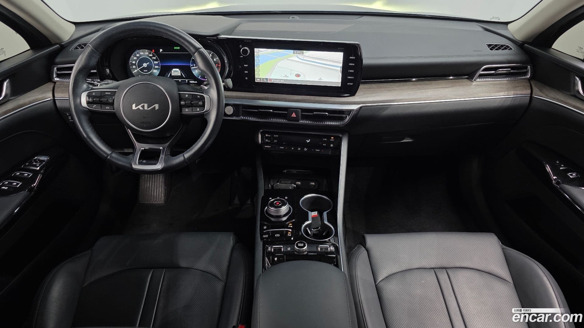 Main__Slider__Photo:K5 Kia 2021.11-6