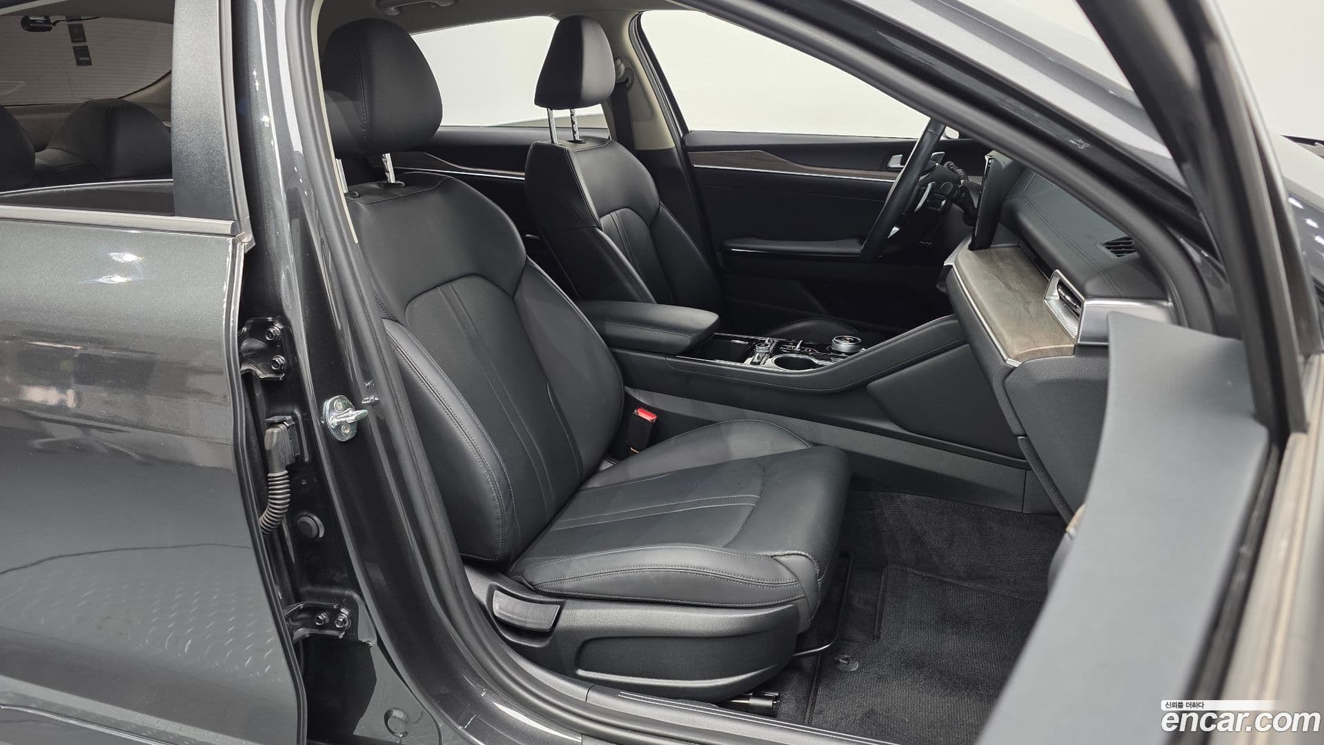 Main__Slider__Photo:K5 Kia 2021.11-9