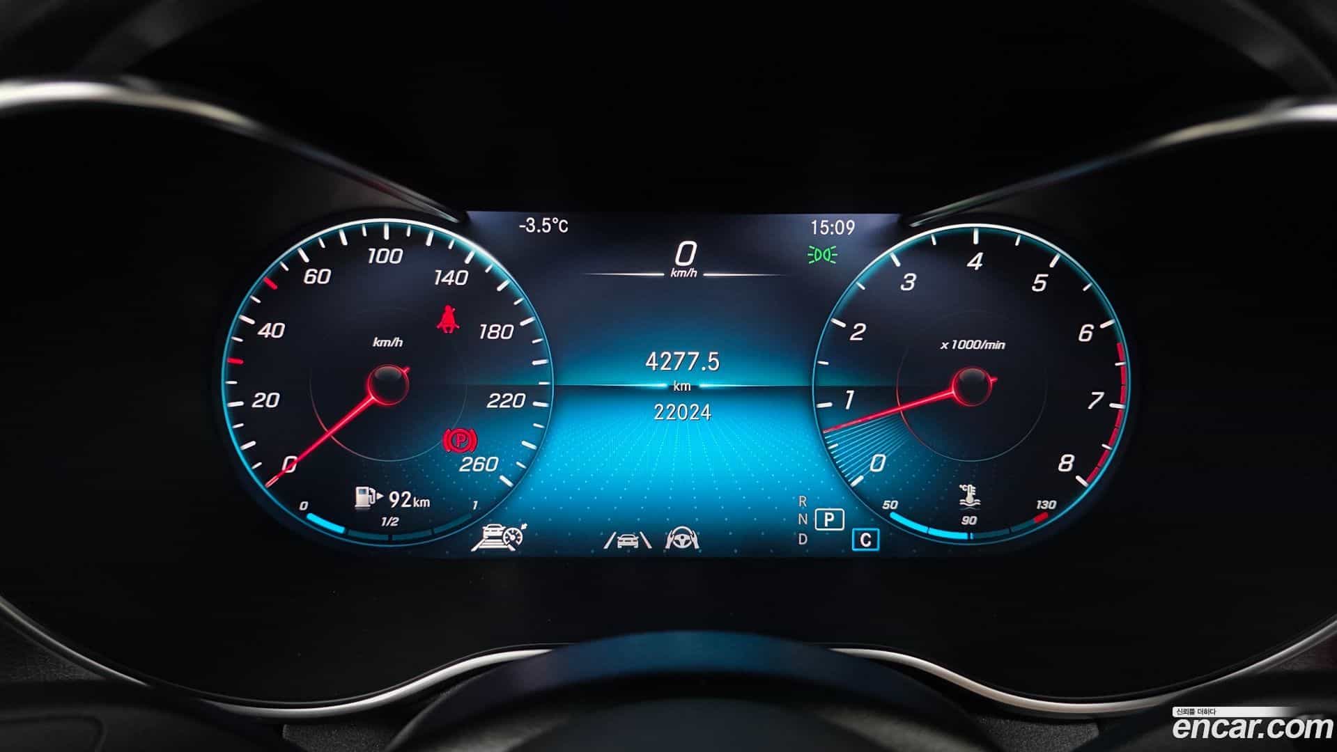 C-Class Mercedes-Benz 2021.7-INNER-008