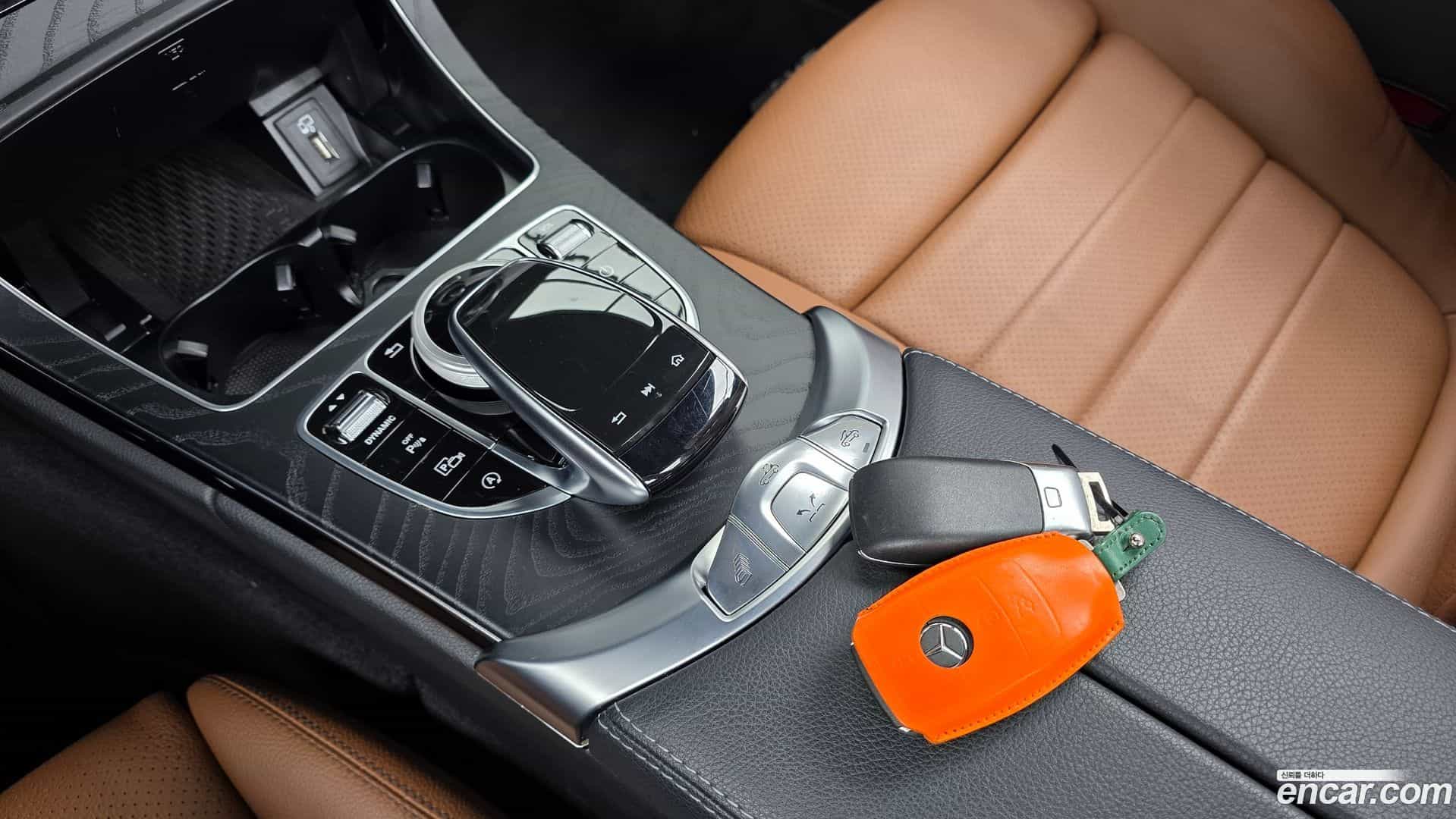 C-Class Mercedes-Benz 2021.7-INNER-009