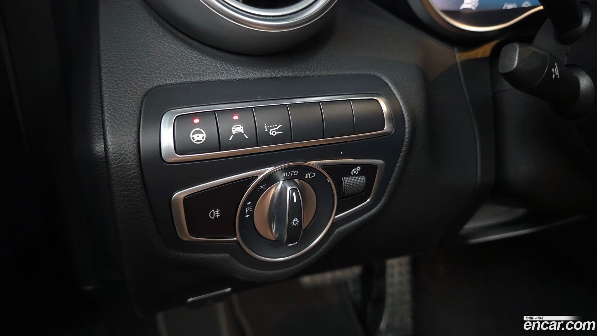 Main__Slider__Photo:C-Class Mercedes-Benz 2021.7-17