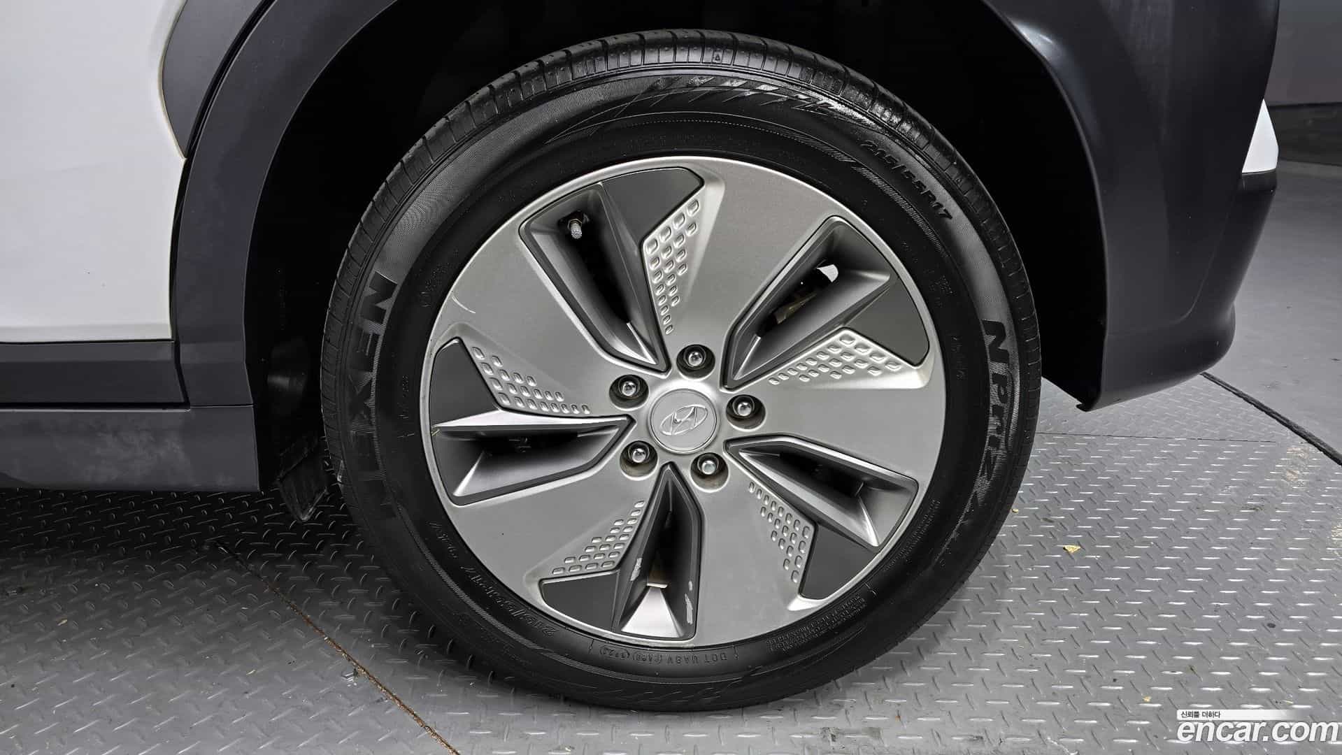 Kona Hyundai 2020.5-OUTER-005