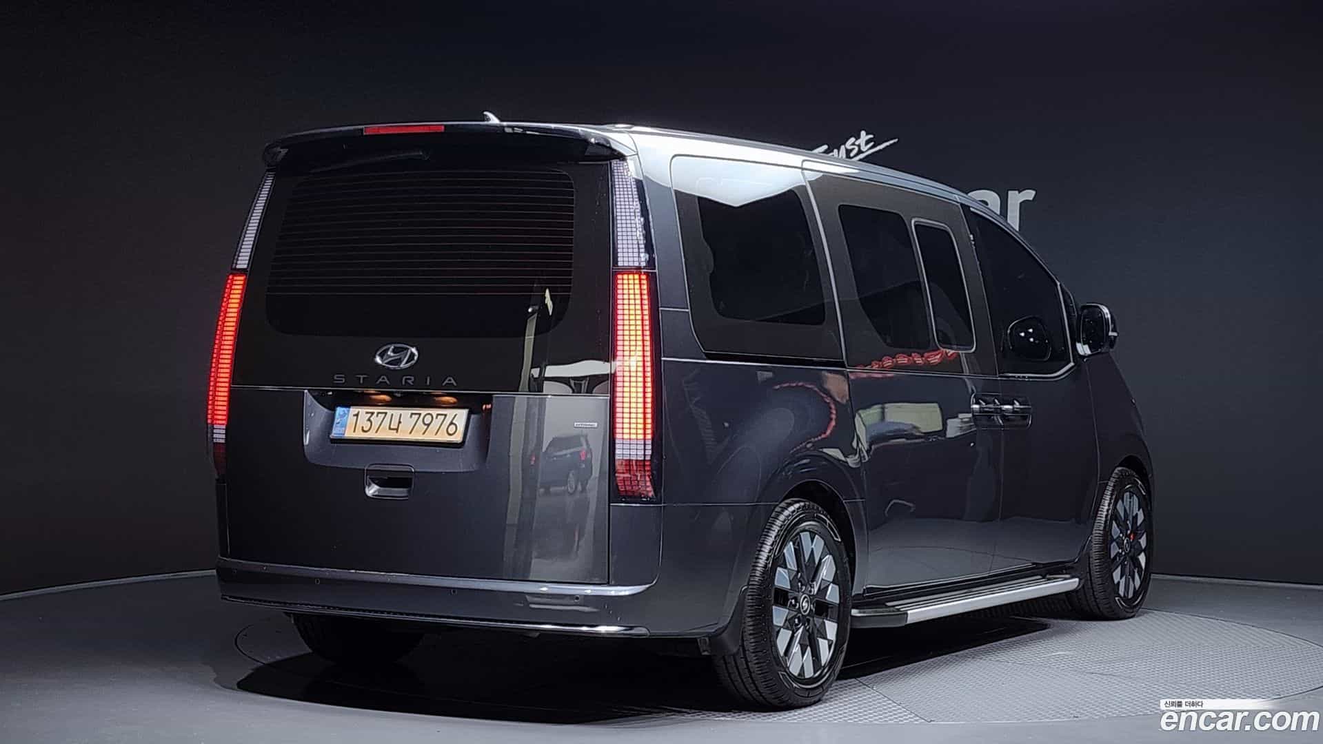 Staria Hyundai 2023.2-OUTER-002
