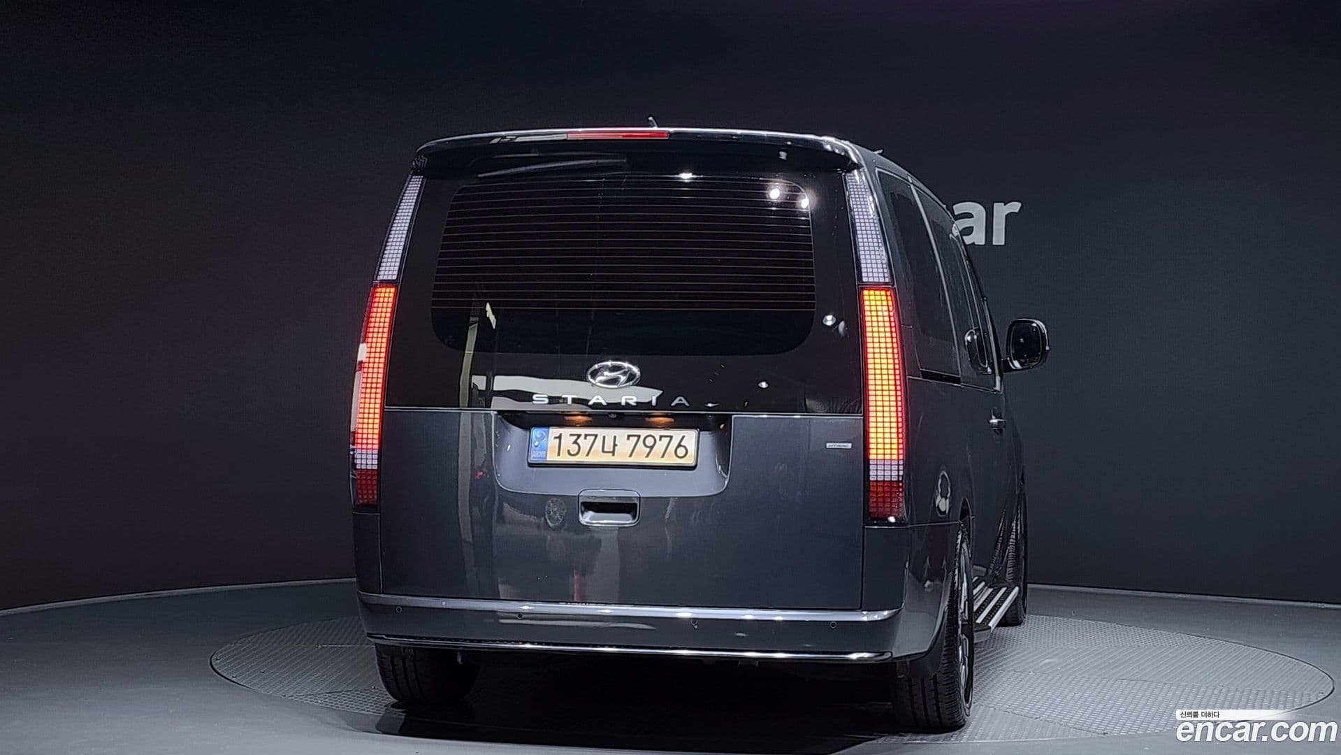 Main__Slider__Photo:Staria Hyundai 2023.2-3