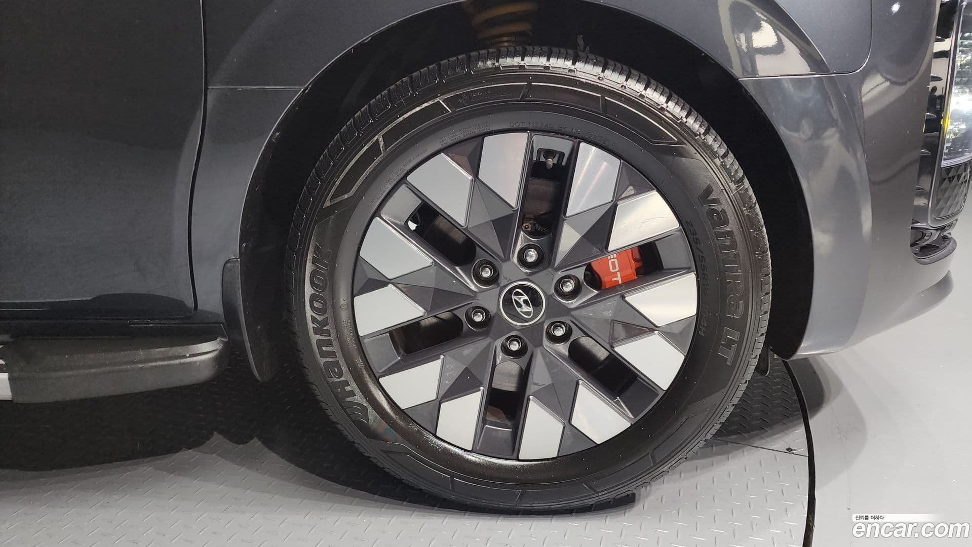 Main__Slider__Photo:Staria Hyundai 2023.2-4