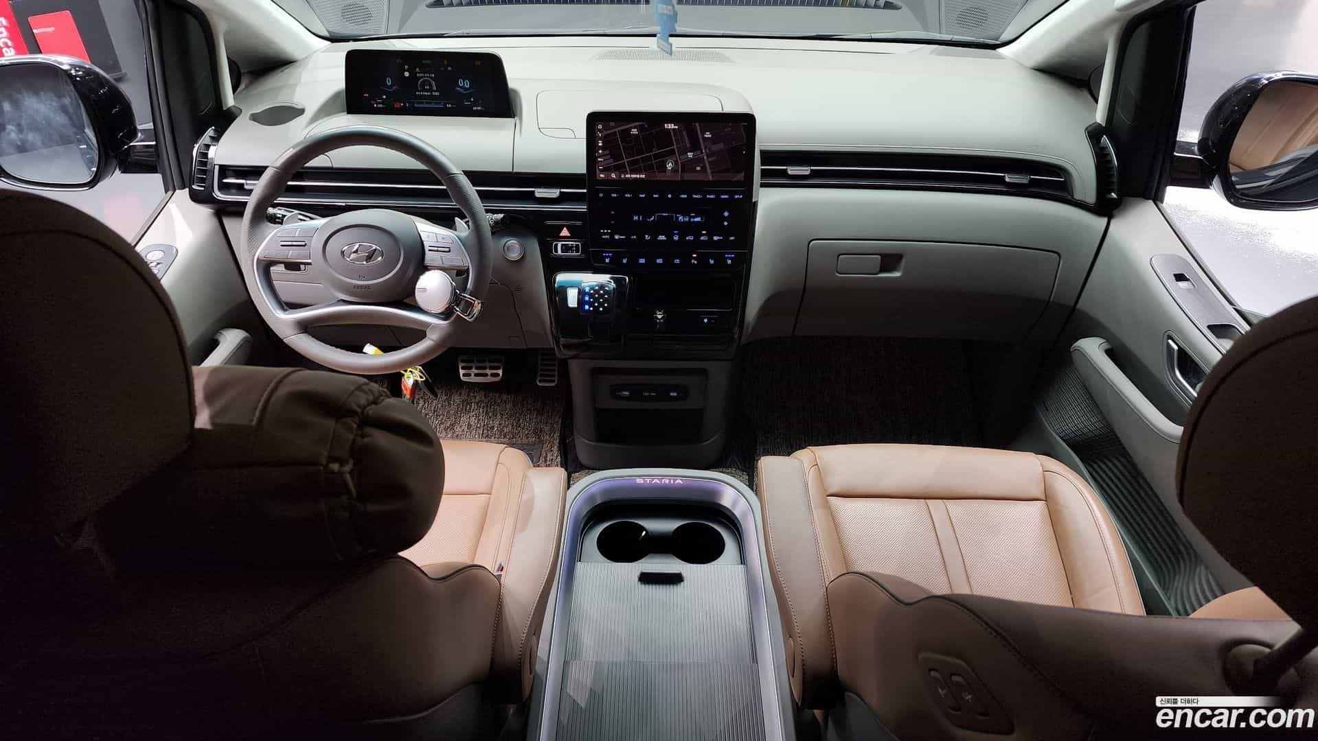 Staria Hyundai 2023.2-INNER-007