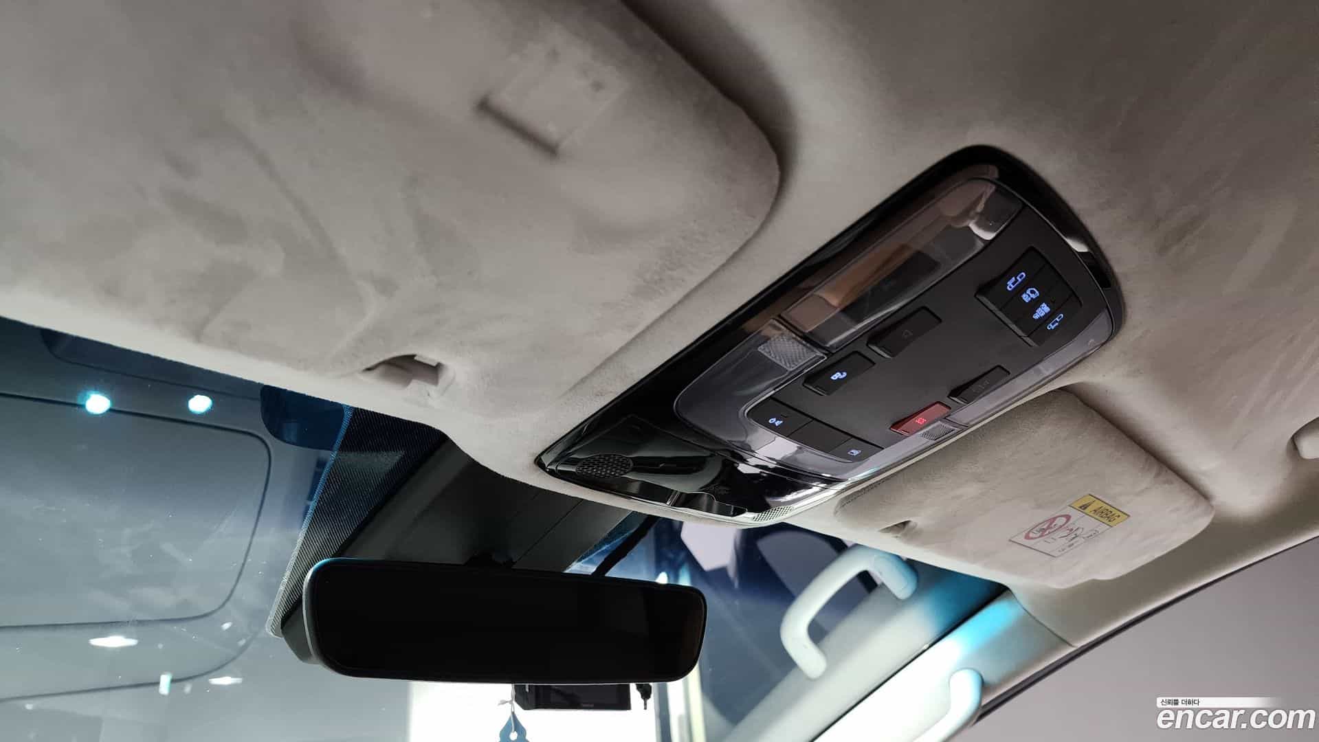 Staria Hyundai 2023.2-OPTION-021