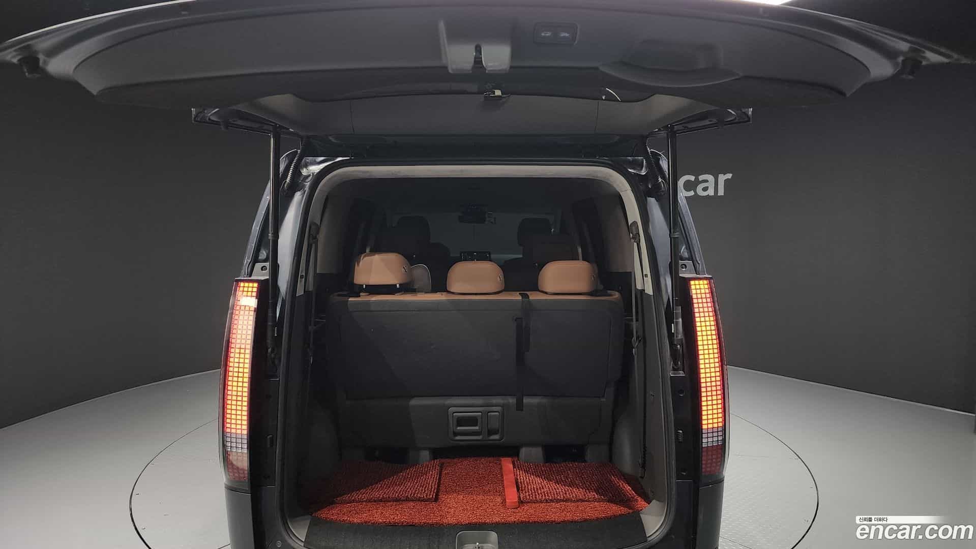 Staria Hyundai 2023.2-OPTION-024