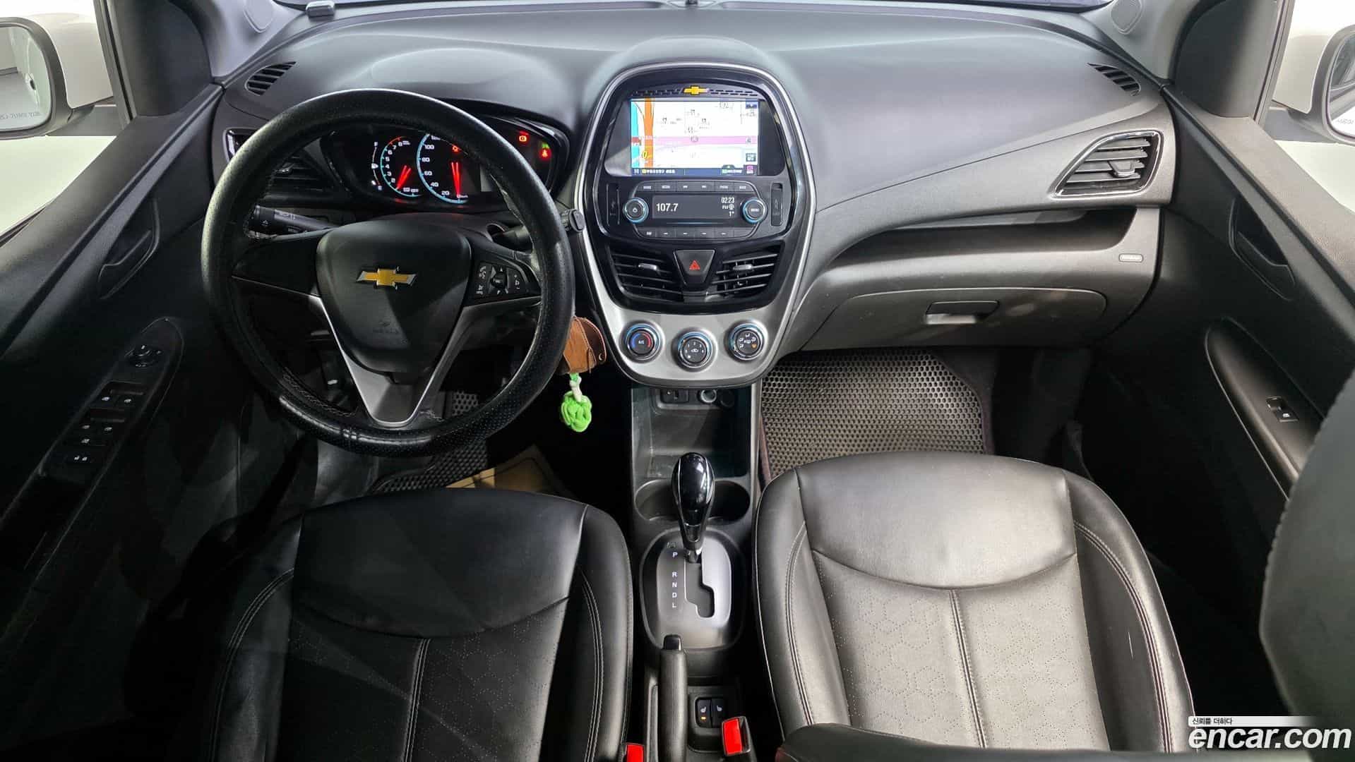 Spark Chevrolet 2016.11-INNER-007