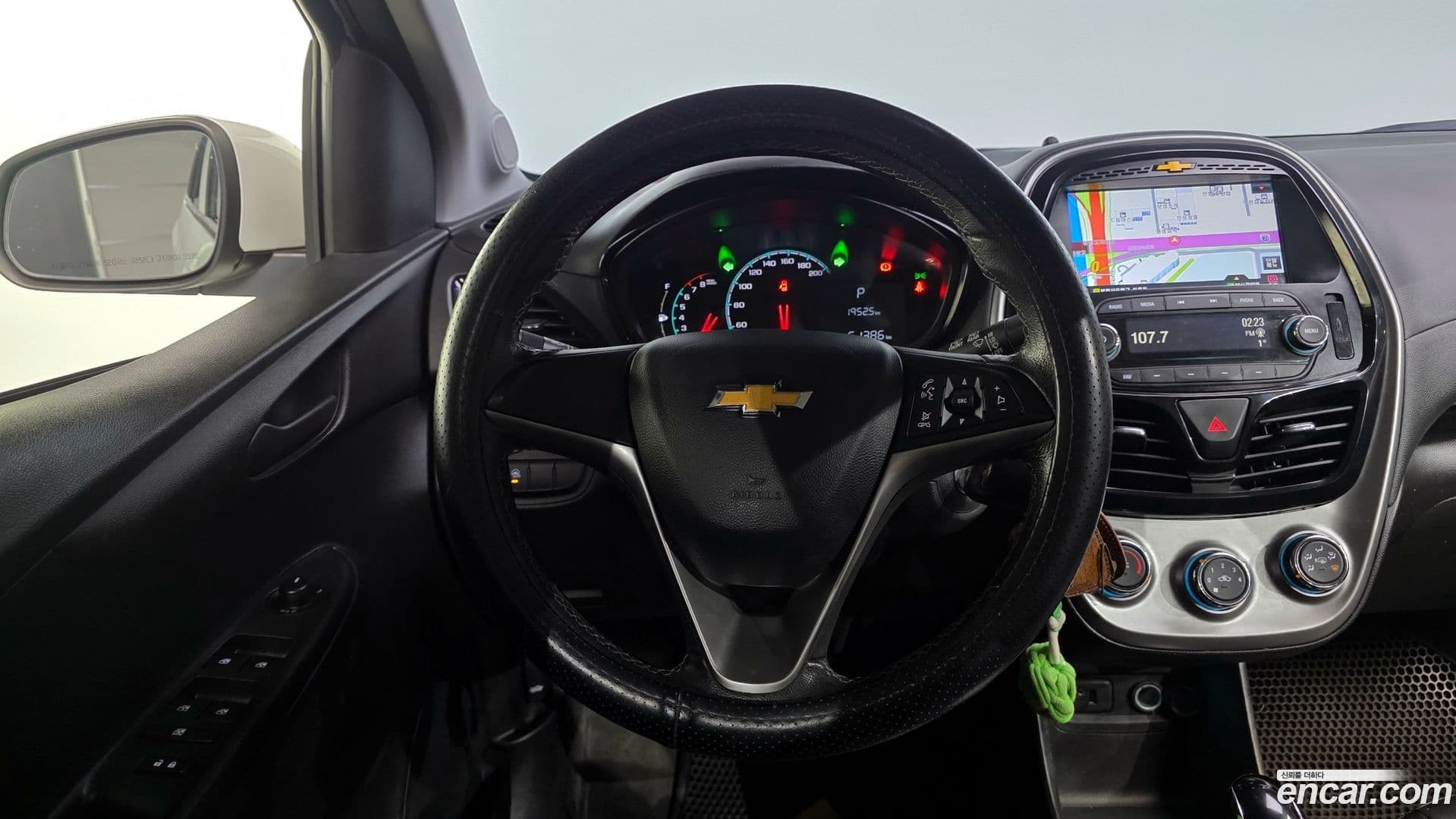 Main__Slider__Photo:Spark Chevrolet 2016.11-12