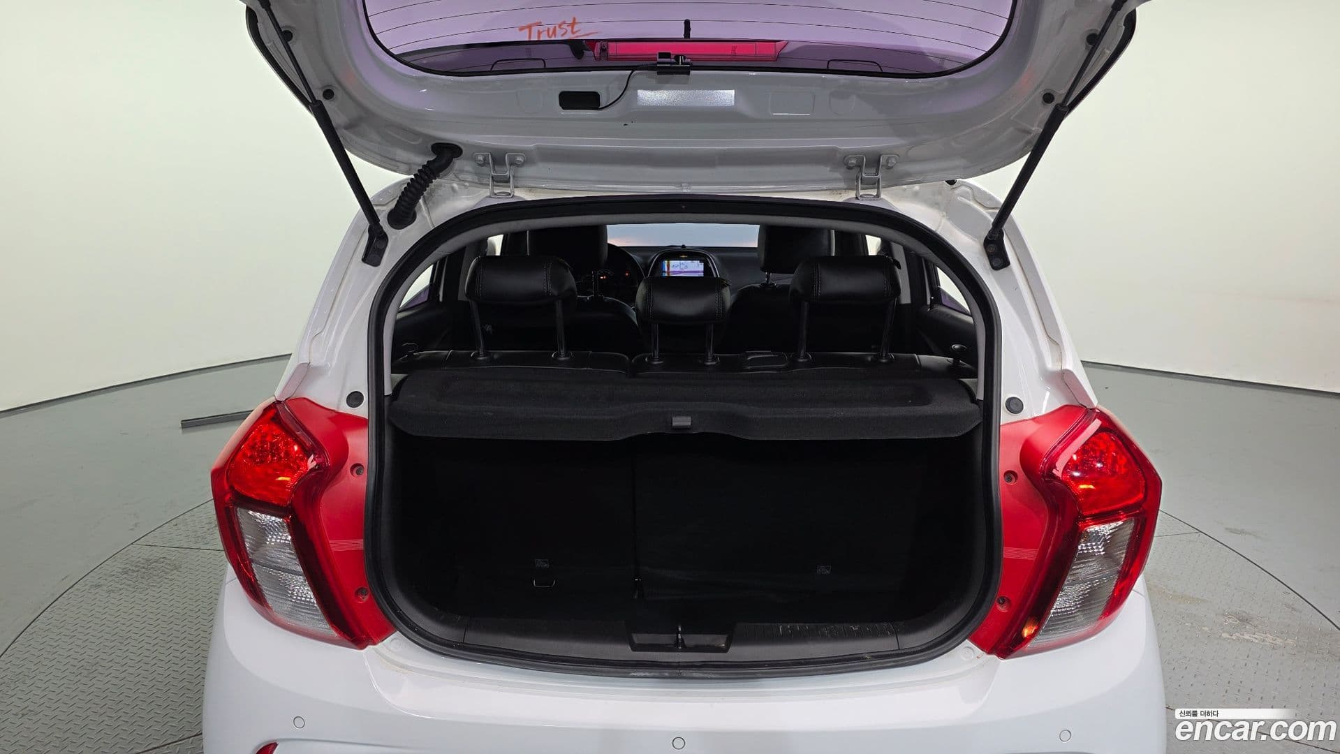 Main__Slider__Photo:Spark Chevrolet 2016.11-19