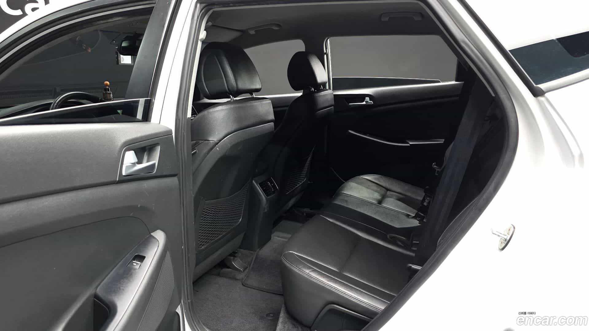 Tucson Hyundai 2017.8-OPTION-016