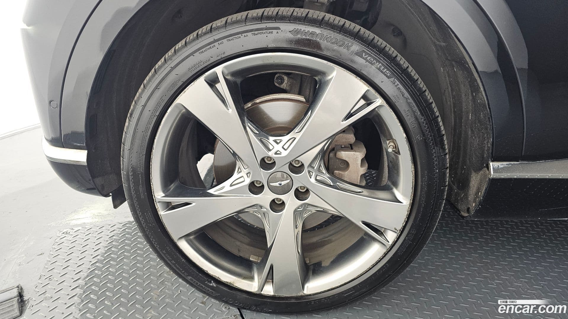 Main__Slider__Photo:GV80 Genesis 2020.4-4