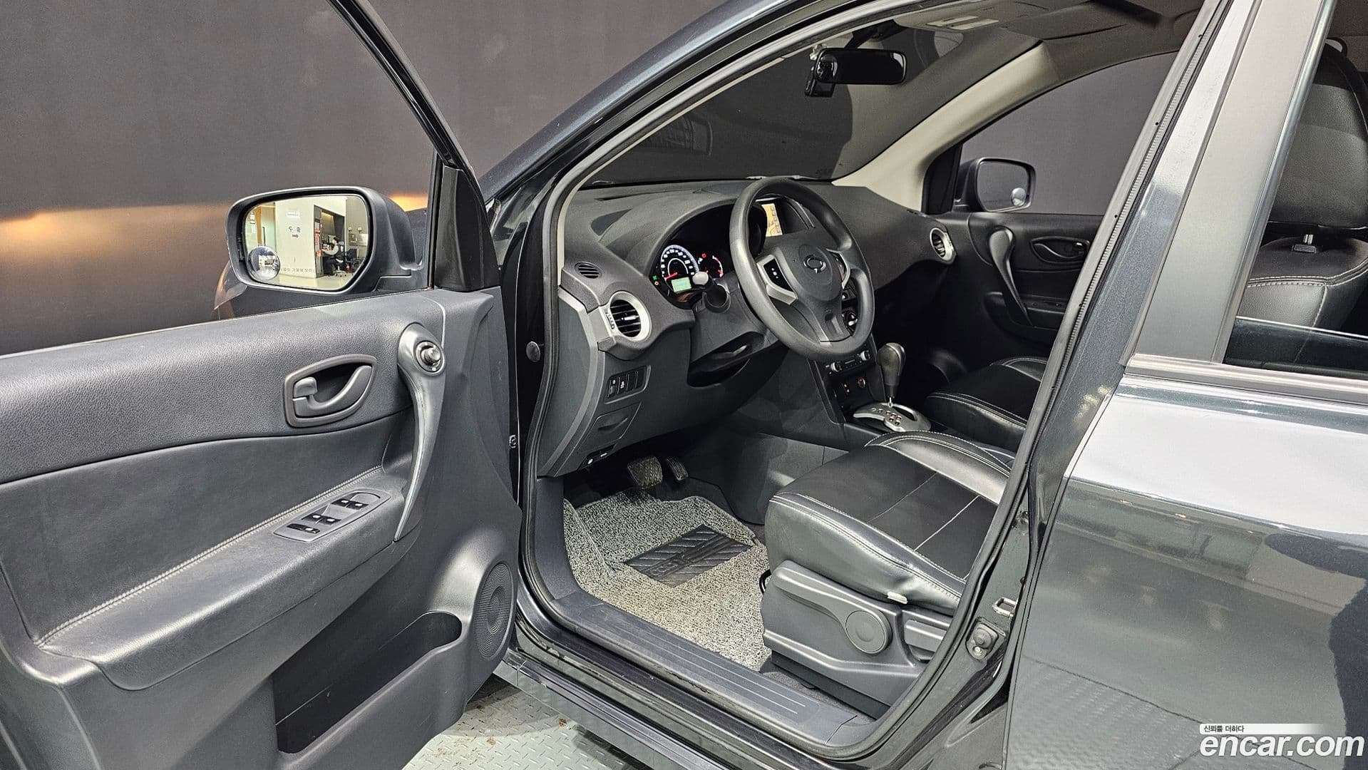 Main__Slider__Photo:QM5 Renault-KoreaSamsung 2014.11-10