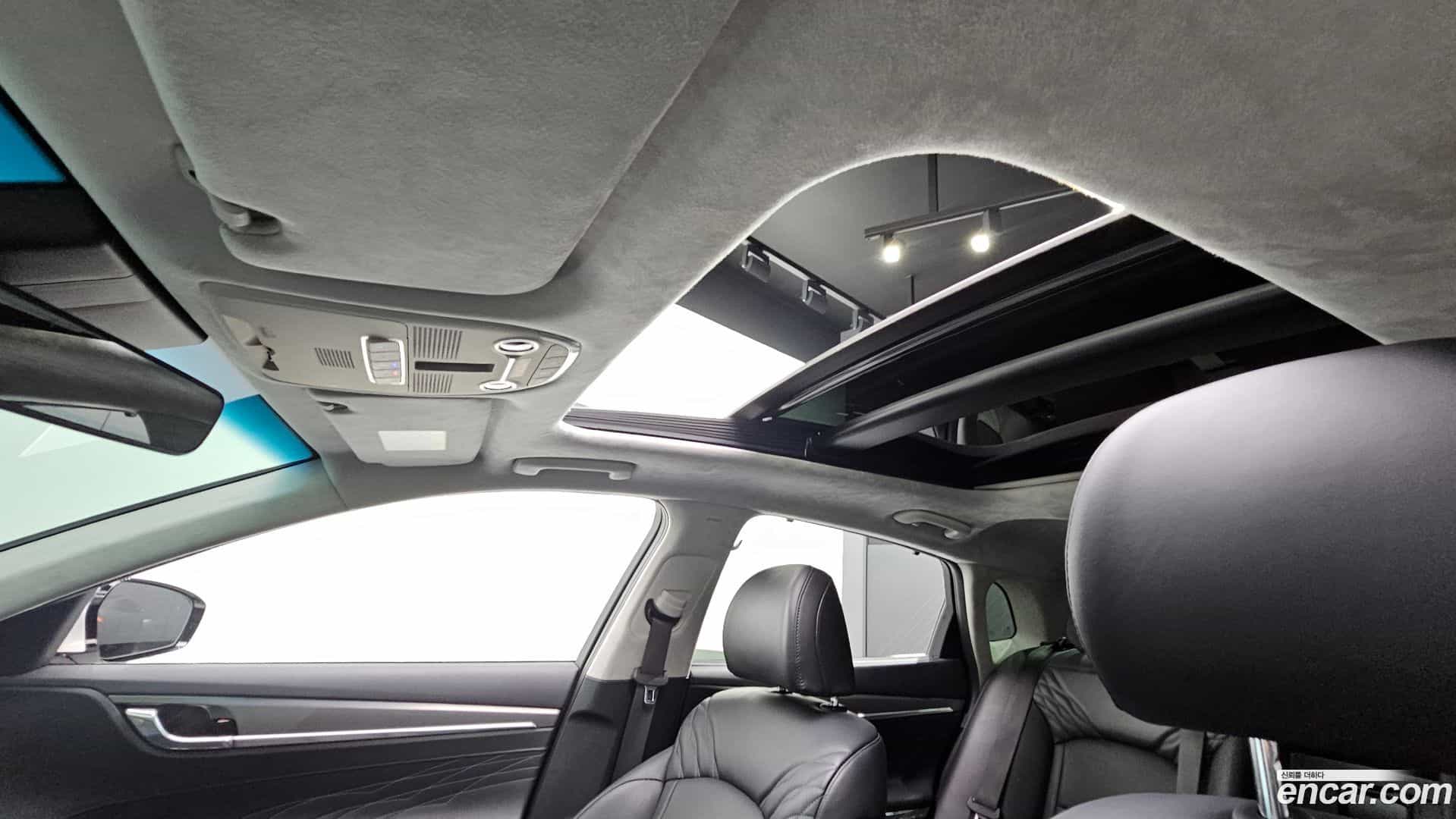 Grandeur Hyundai 2021.4-OPTION-021